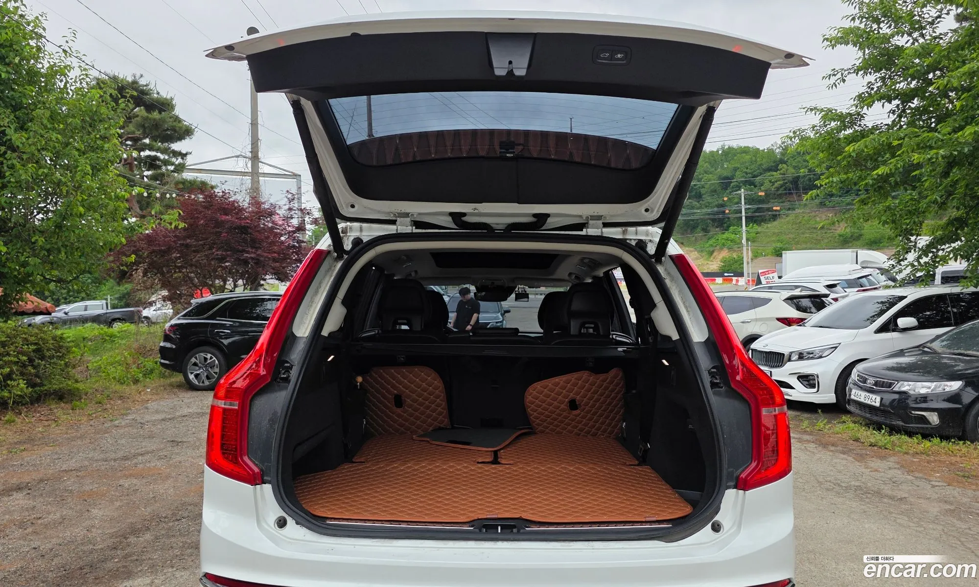 Volvo XC90 2016 YV1LFA22CH1123112 — 19
