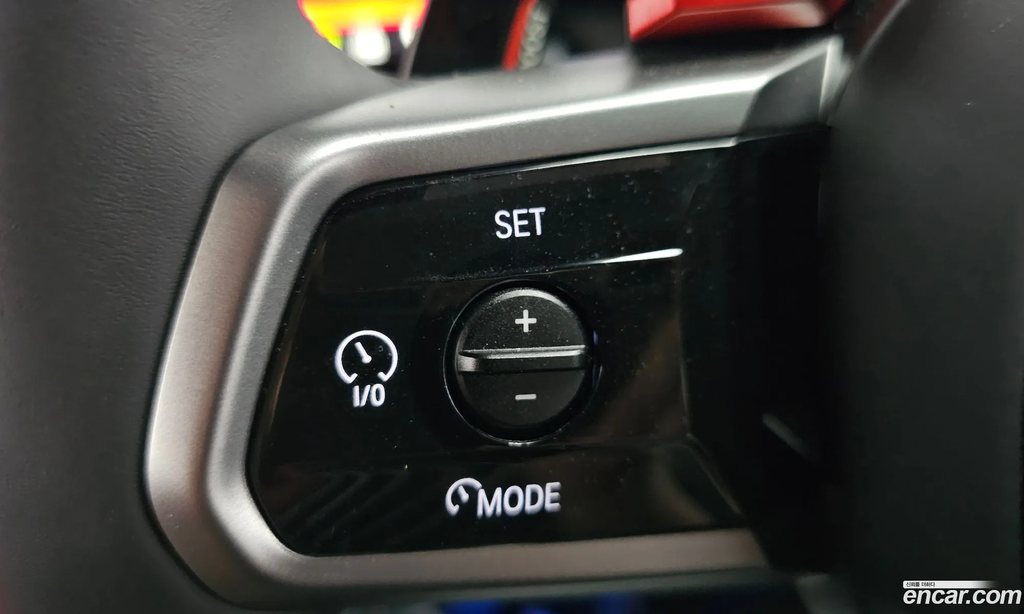 BMW M5 2025 WBS81FK01TCW26975 — 24