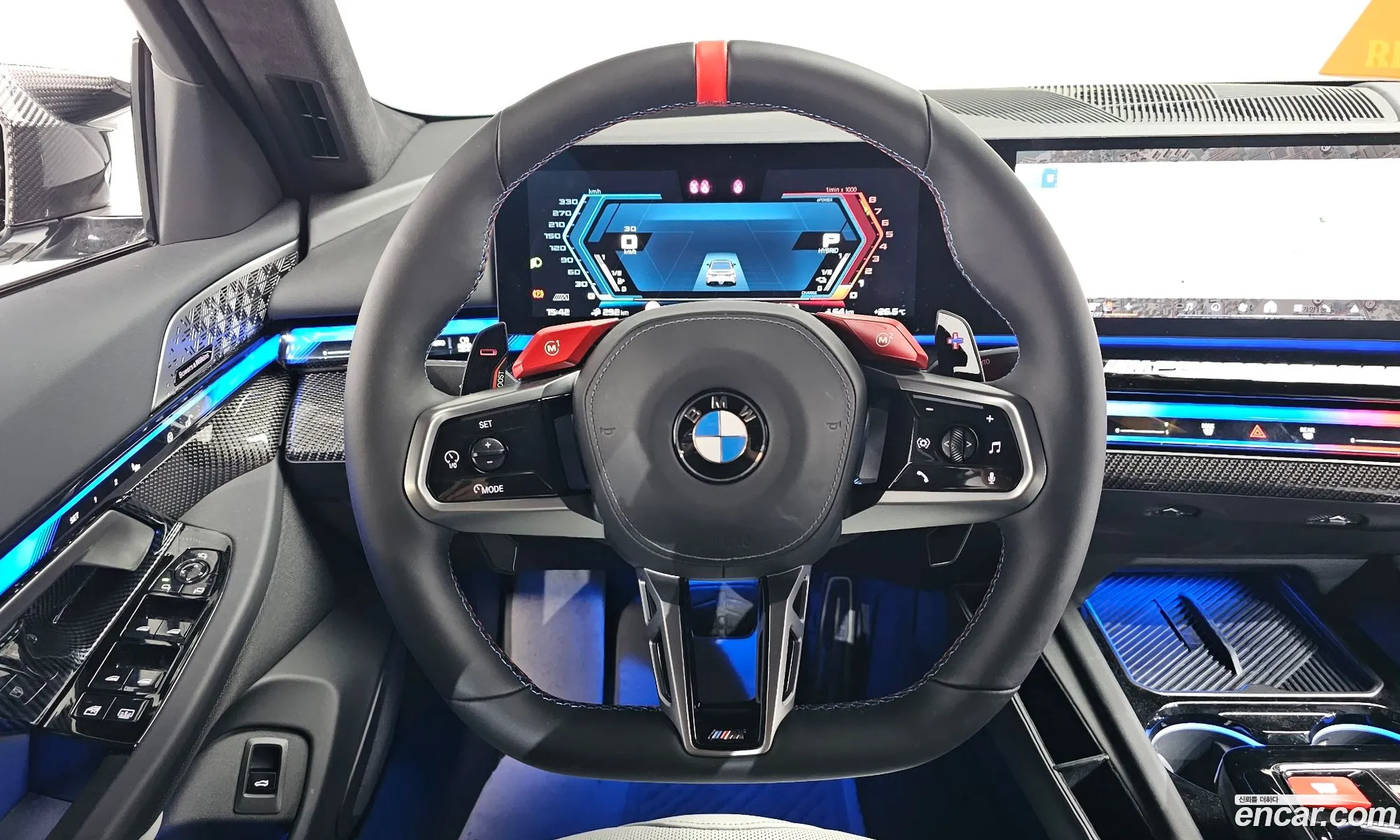 BMW M5 2025 WBS81FK01TCW26975 — 8