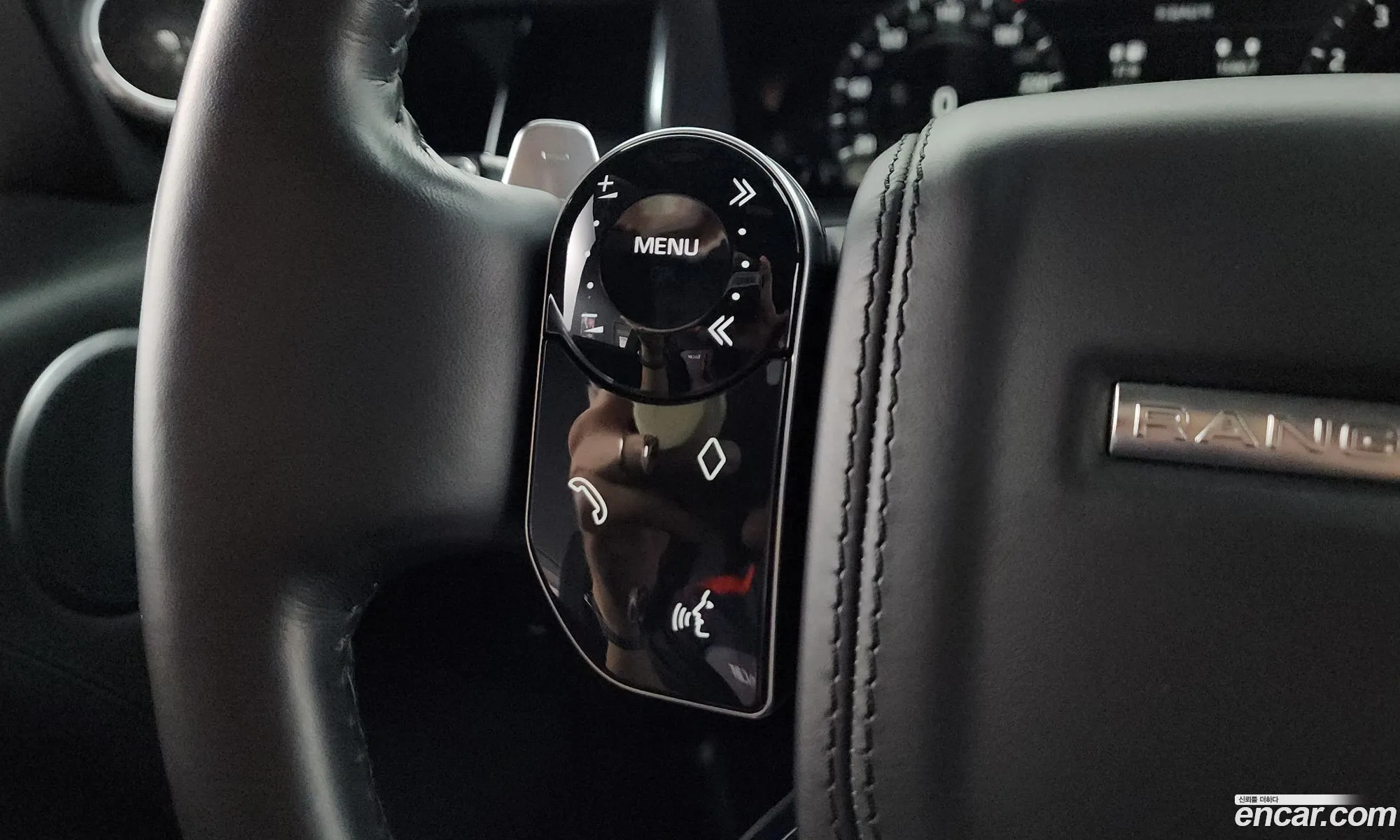 Land Rover Range Rover 2019 SALGA3BE2KA522575 — 4