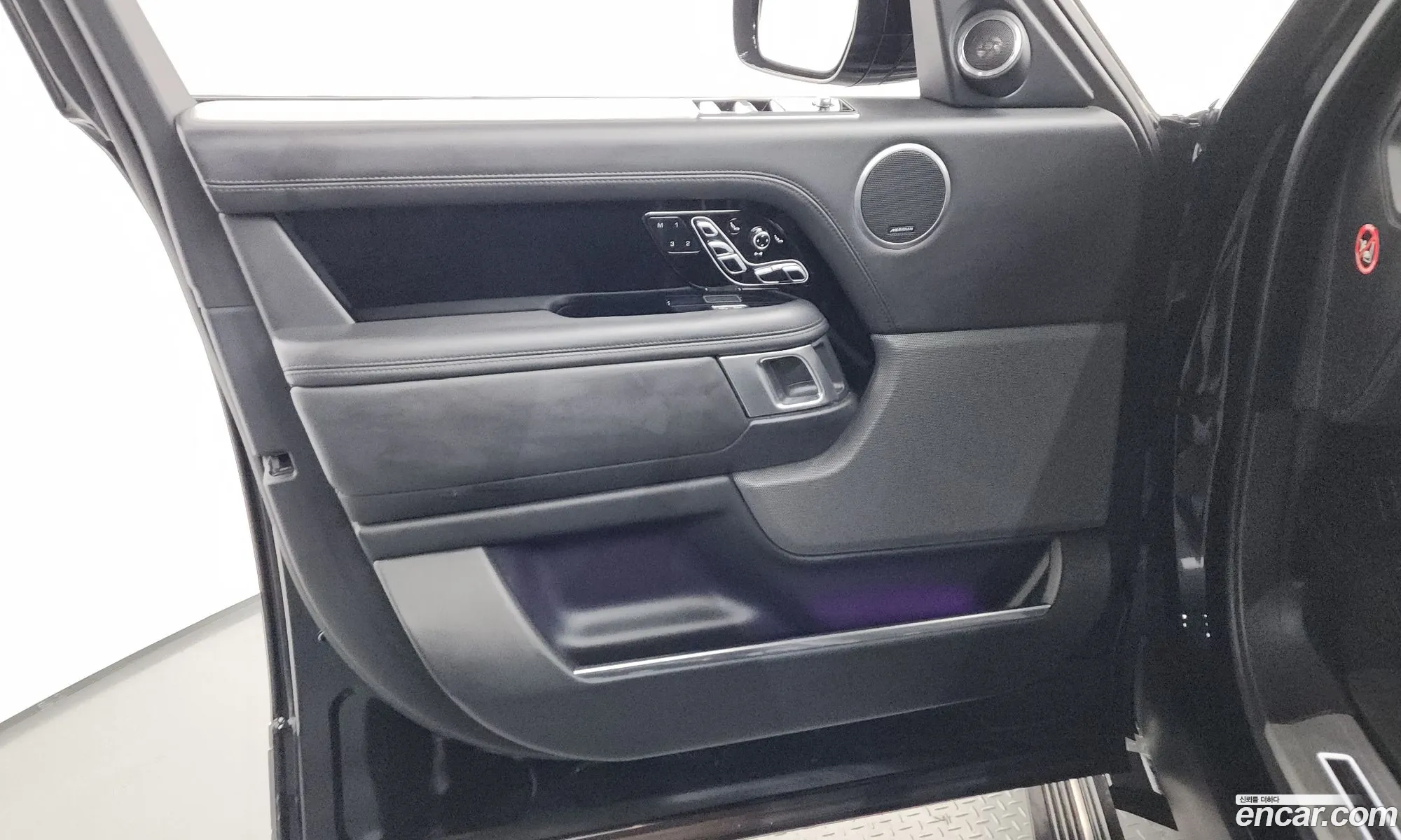Land Rover Range Rover 2019 SALGA3BE2KA522575 — 22