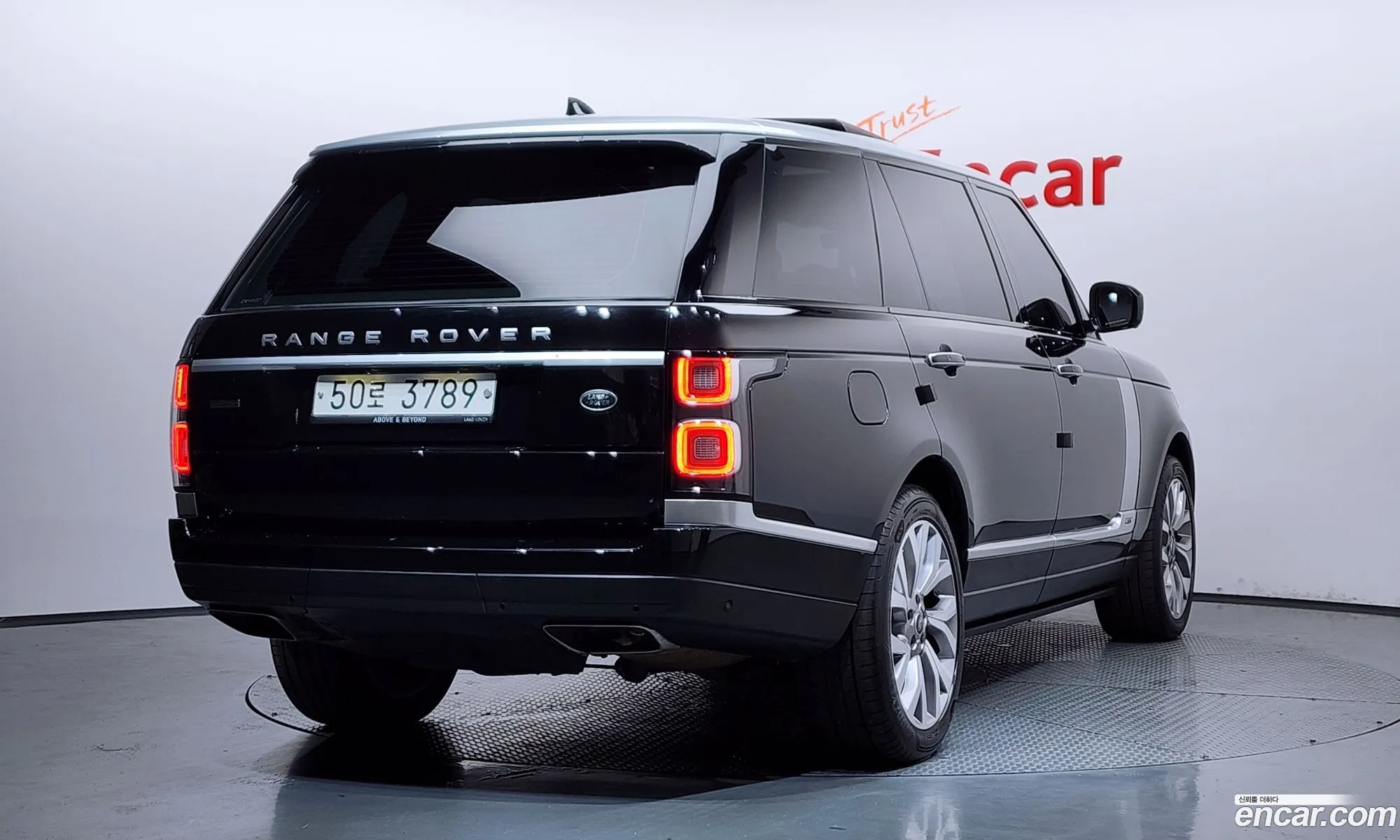 Land Rover Range Rover 2019 SALGA3BE2KA522575 — 37