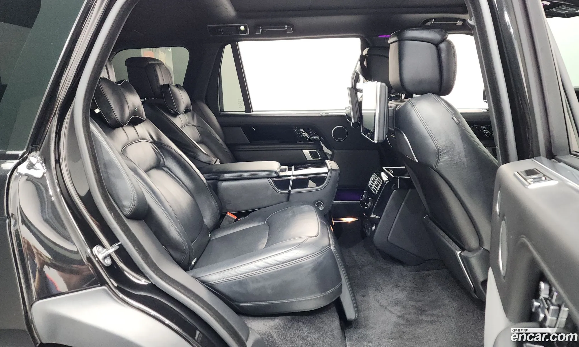 Land Rover Range Rover 2019 SALGA3BE2KA522575 — 12