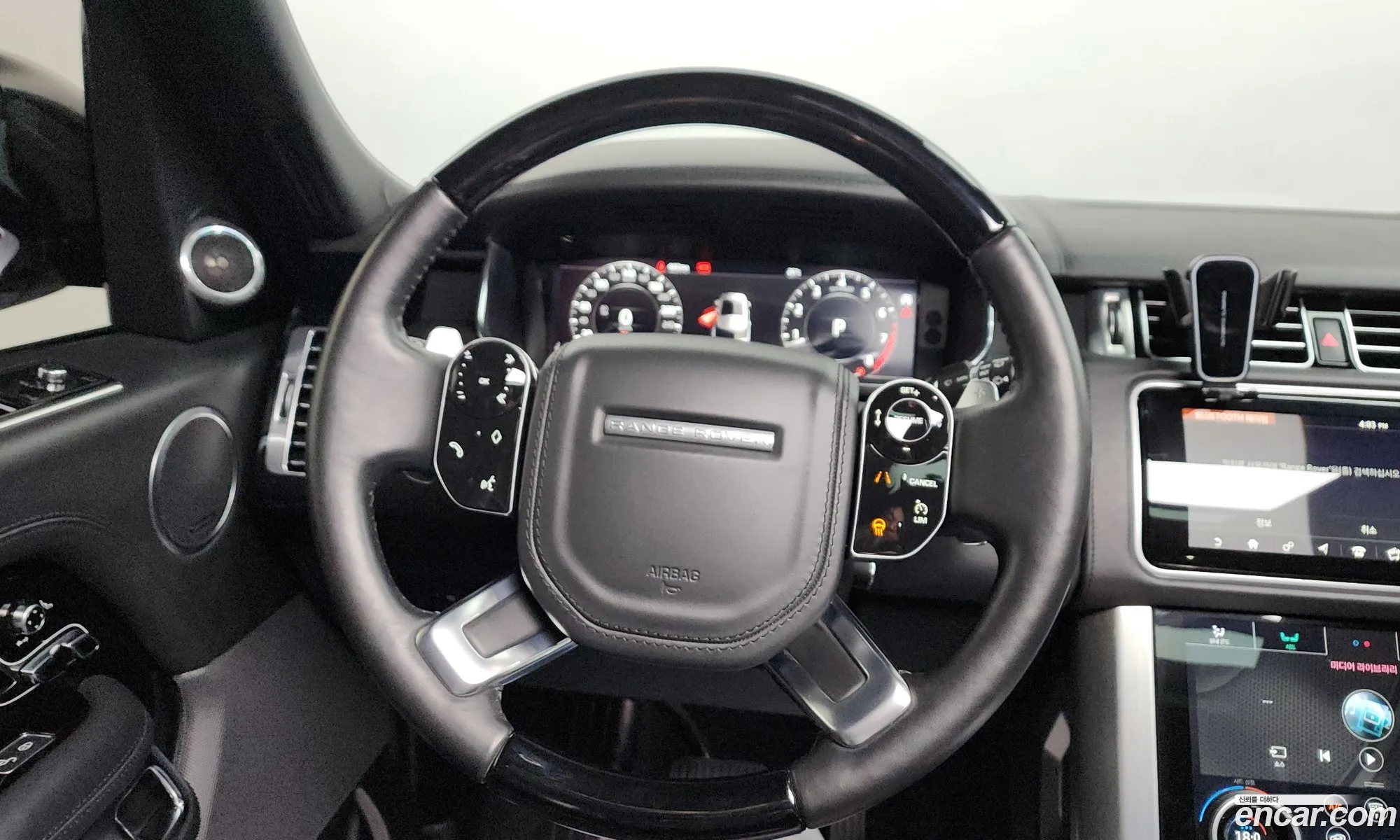 Land Rover Range Rover 2019 SALGA3BE2KA522575 — 2