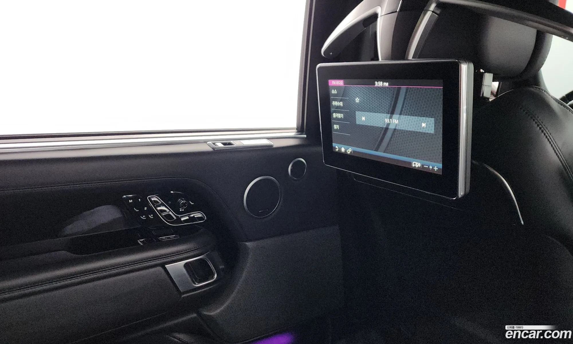 Land Rover Range Rover 2019 SALGA3BE2KA522575 — 23