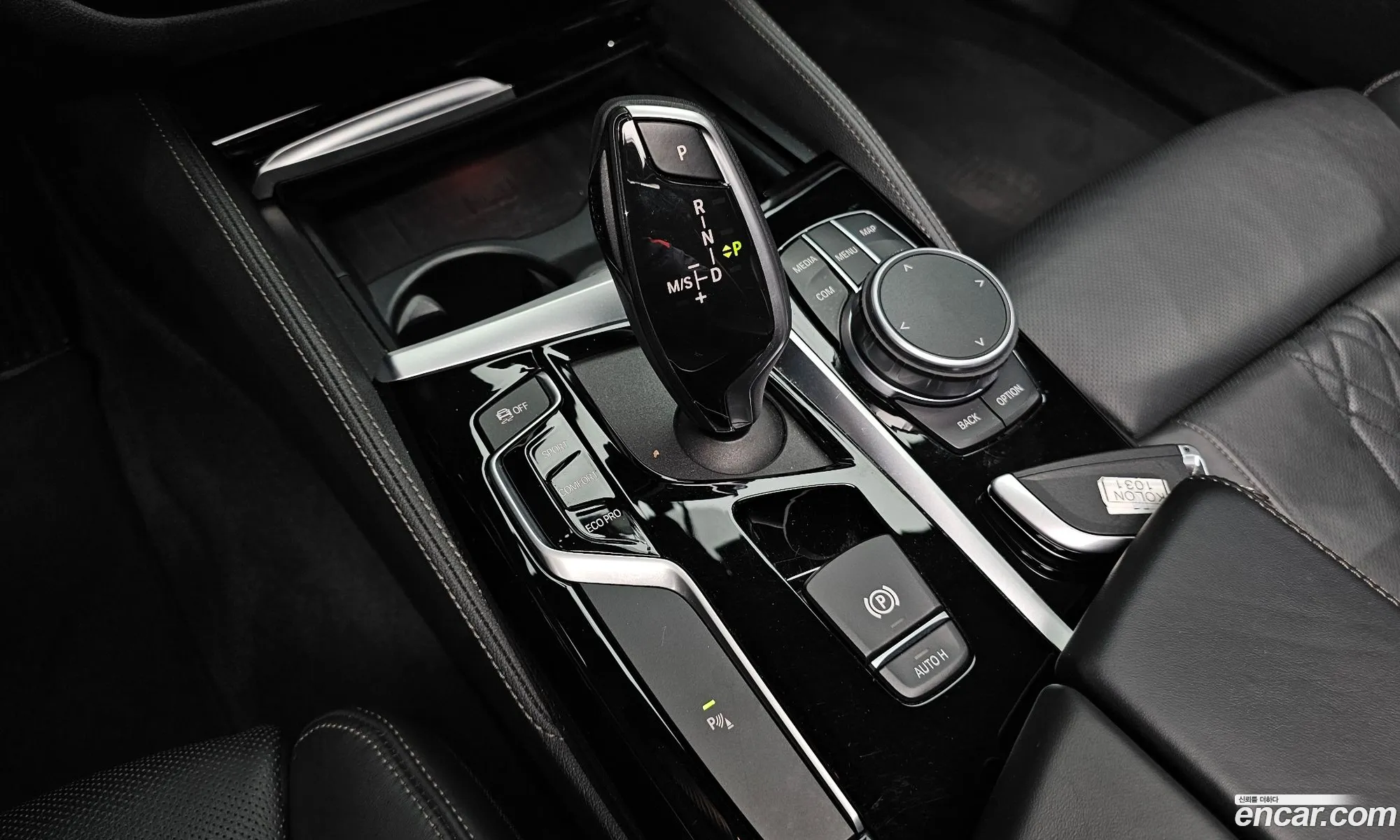 BMW 5 Series 2019 WBAJF5106KWW43870 — 7