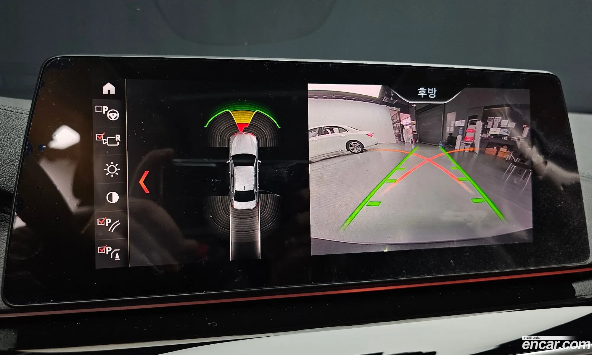 BMW 5 Series 2019 WBAJF5106KWW43870 — 24