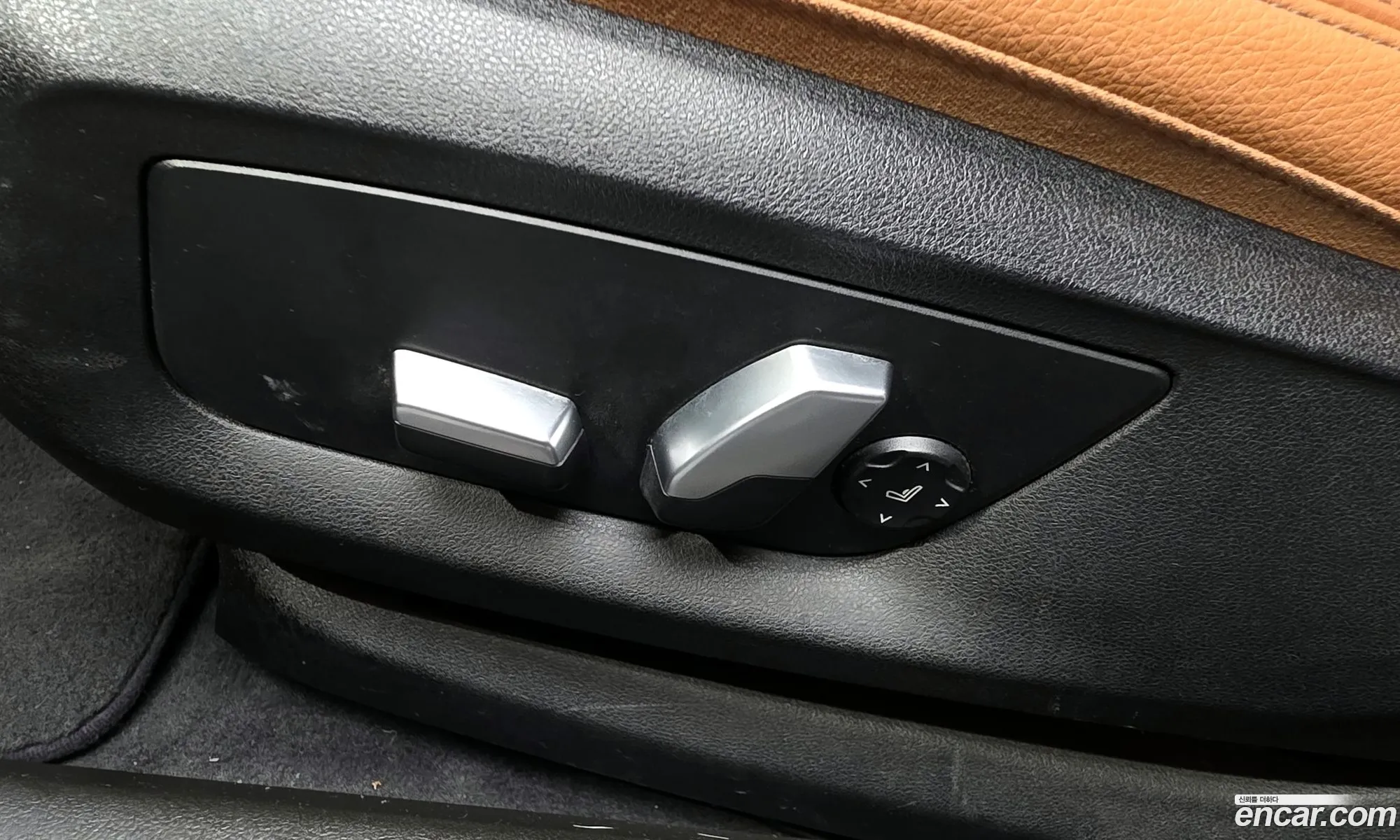 BMW 5 Series 2018 WBAJC3100JG997857 — 2