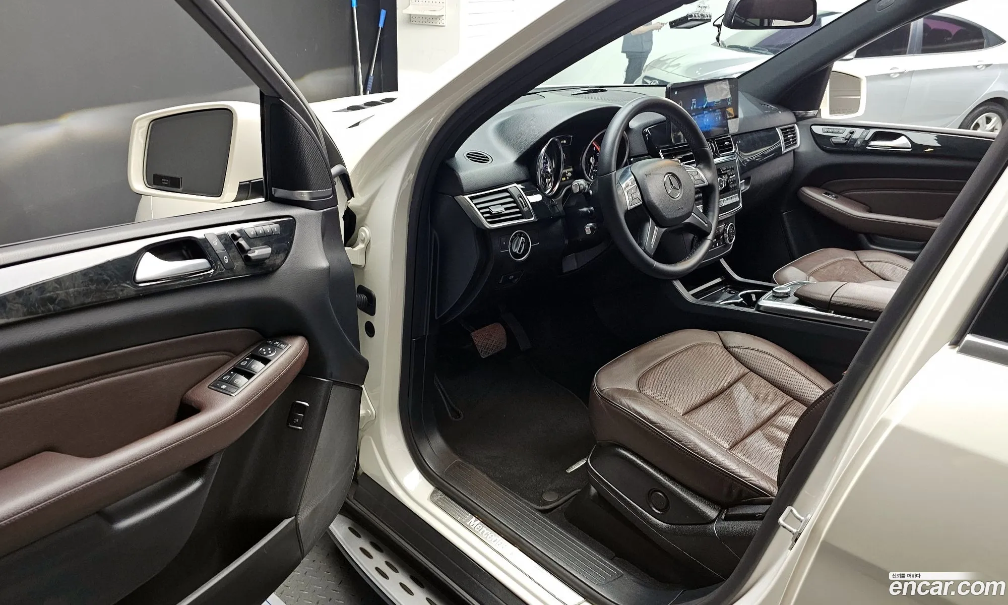 Mercedes-Benz M-Class W166 2013 WDCDA2EB3DA184610 — 12