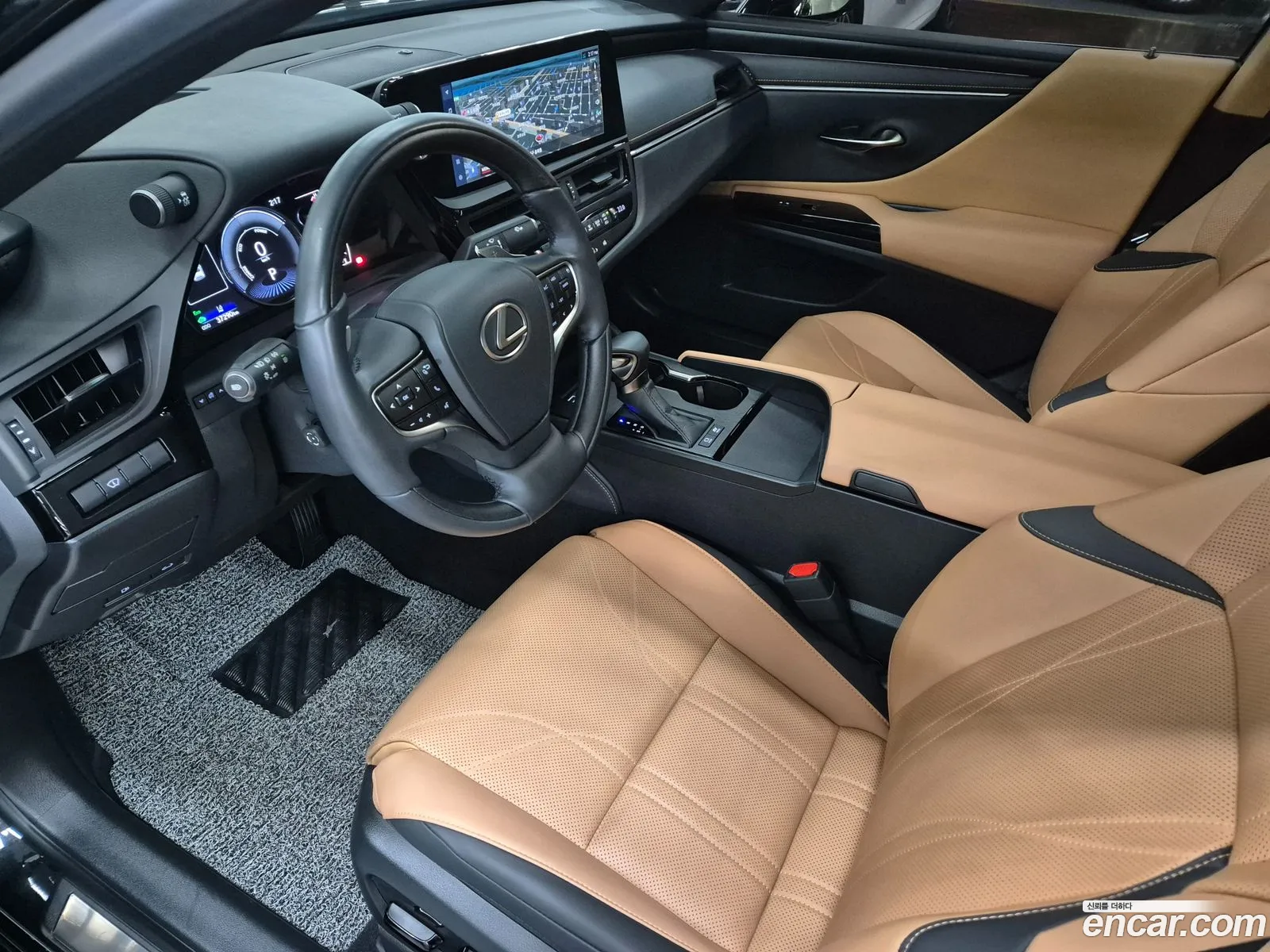 Lexus ES300h 7th Gen 2024 — 14