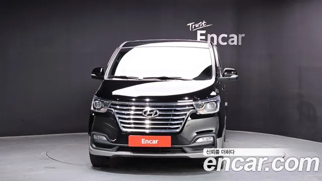 Hyundai Grand Starex 2018 — 2