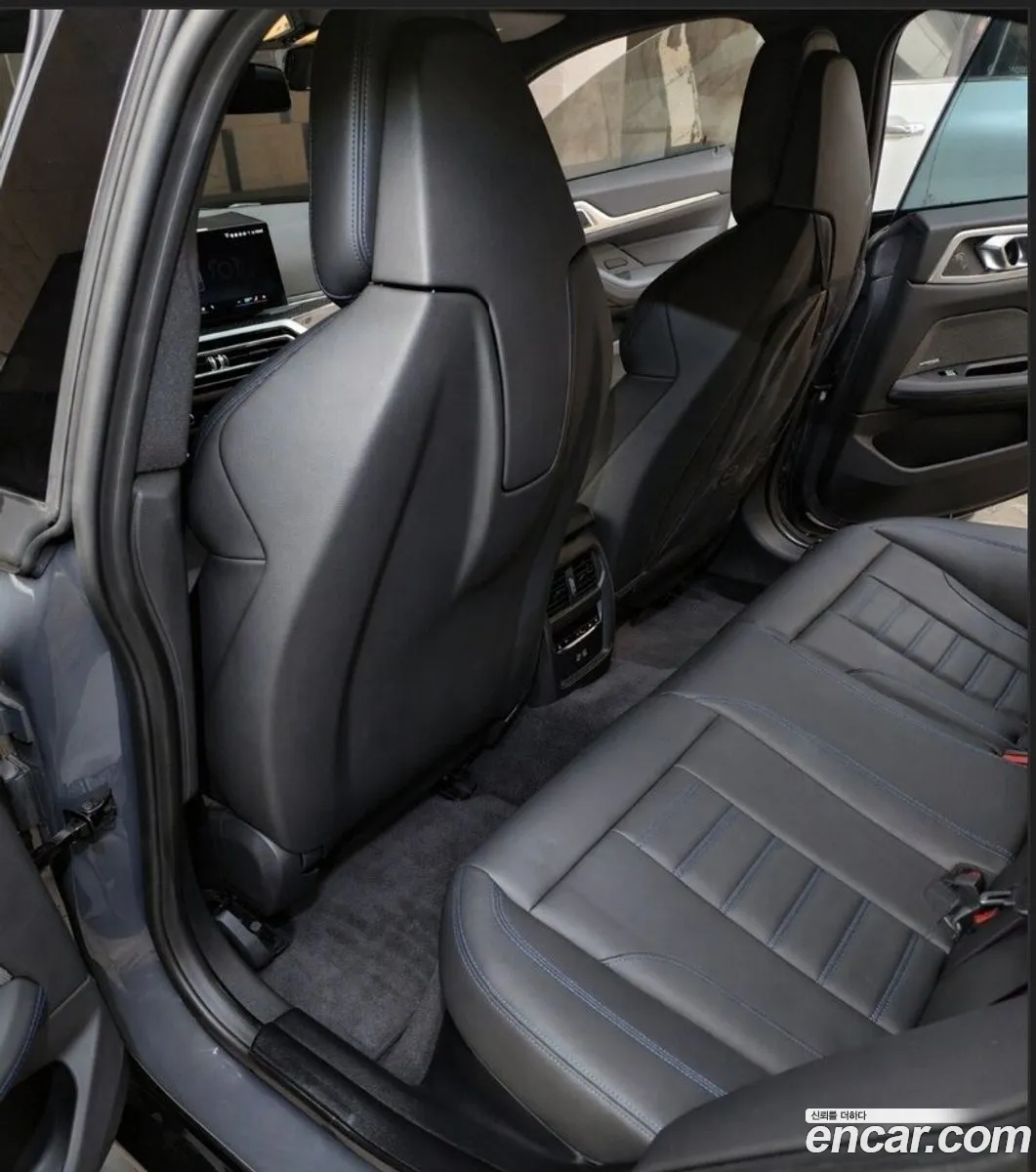 BMW i4 2023 — 7