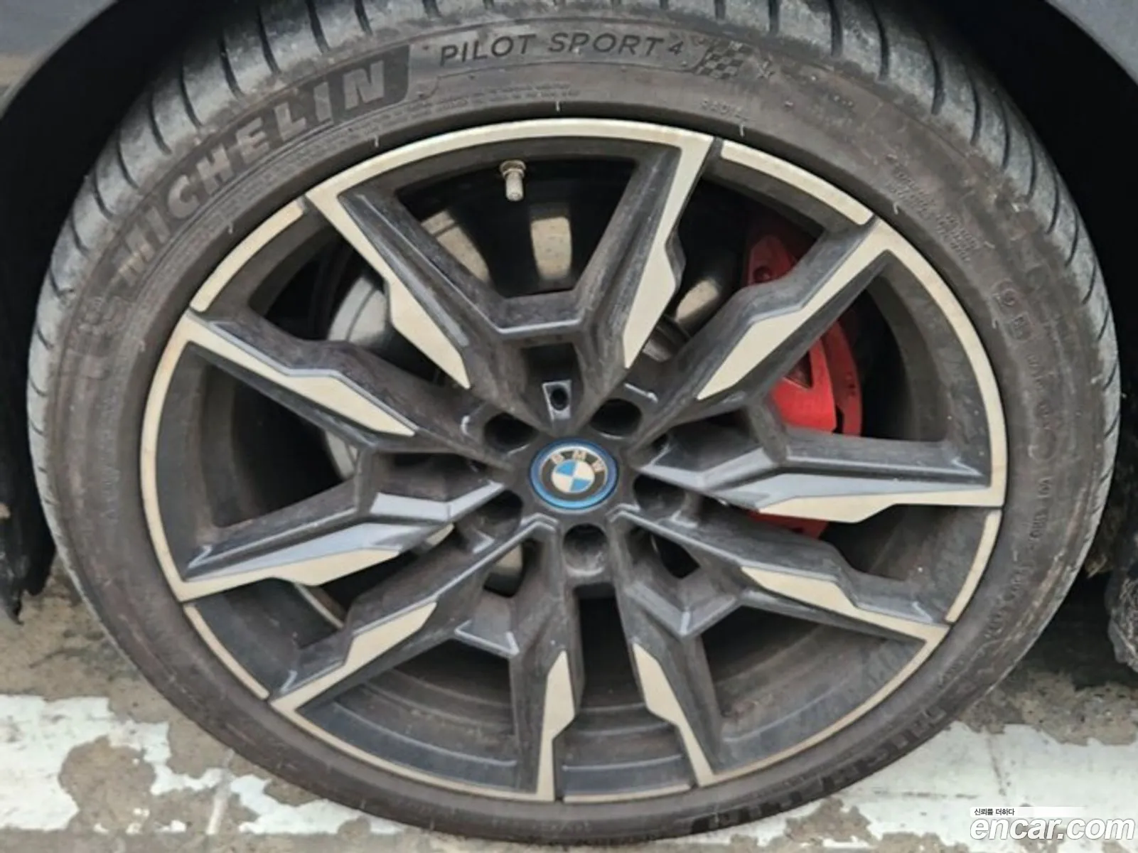 BMW i4 2023 — 6
