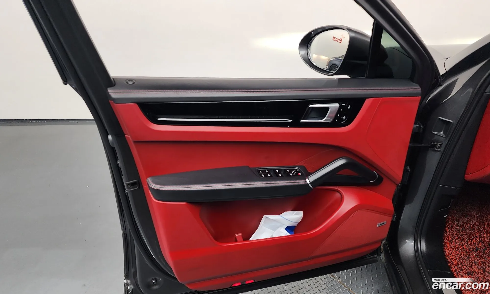 Porsche Cayenne 2020 WP1BA29Y5LDA66016 — 2