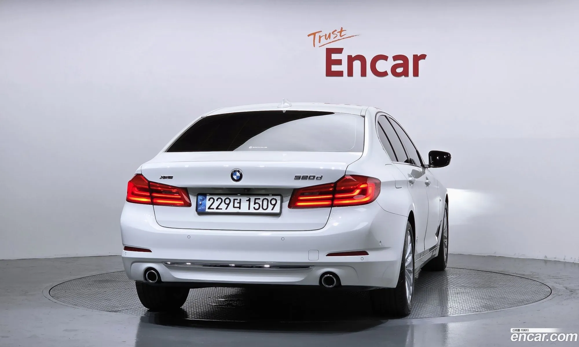 BMW 5 Series 2018 WBAJC5101JG862429 — 2