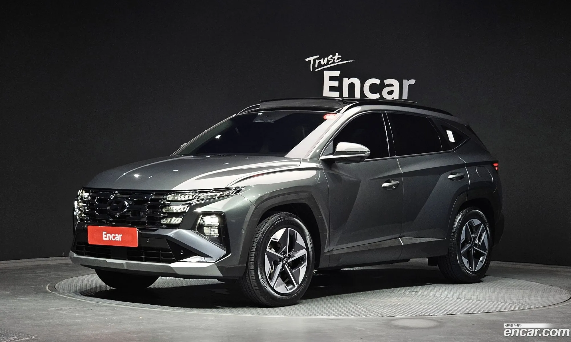 Hyundai Tucson Hybrid 2025 — 4