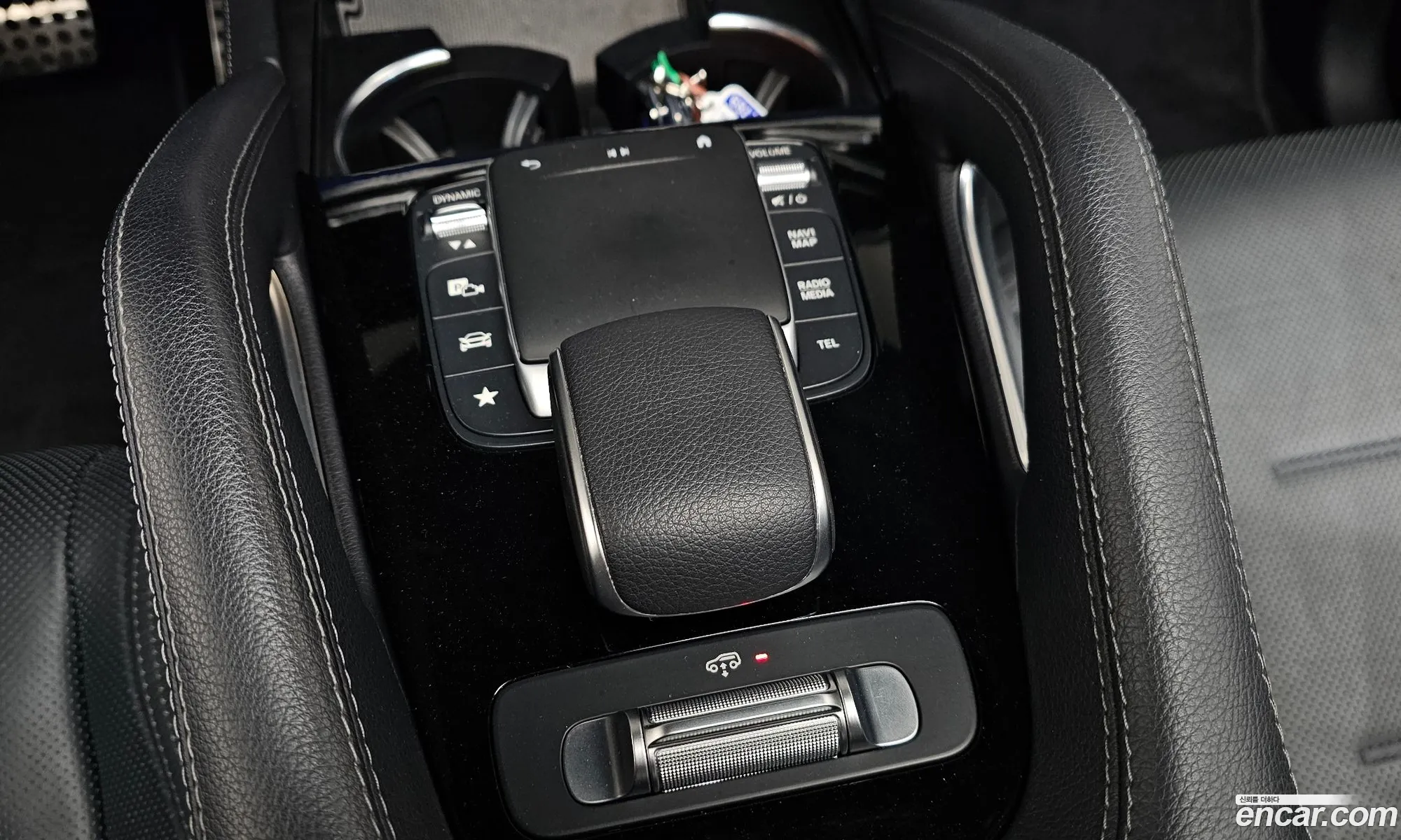 Mercedes-Benz GLE-Class W167 2022 — 38