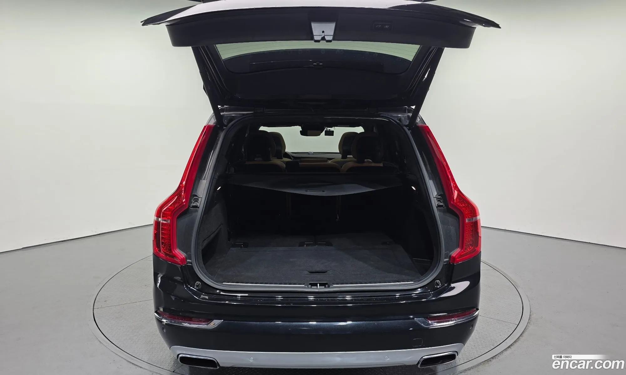 Volvo XC90 2018 — 14