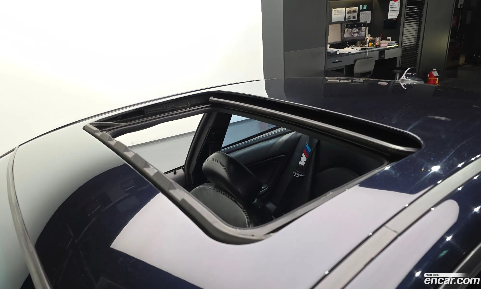 BMW M3 2002 WBSBL91022JP82097 — 19