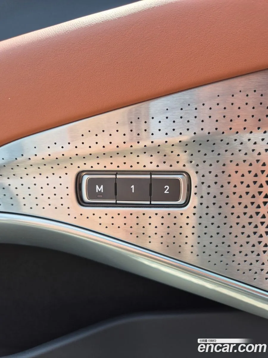 Lotus Emira 2024 — 3