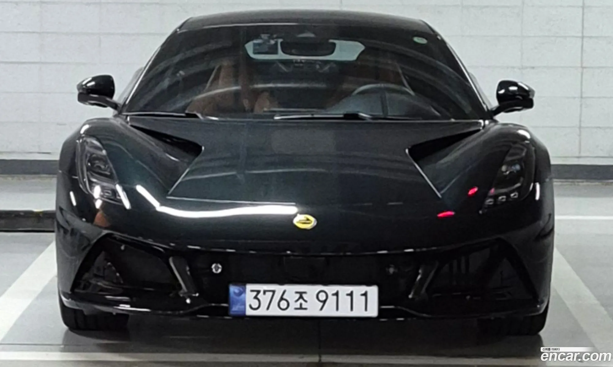 Lotus Emira 2024 — 4