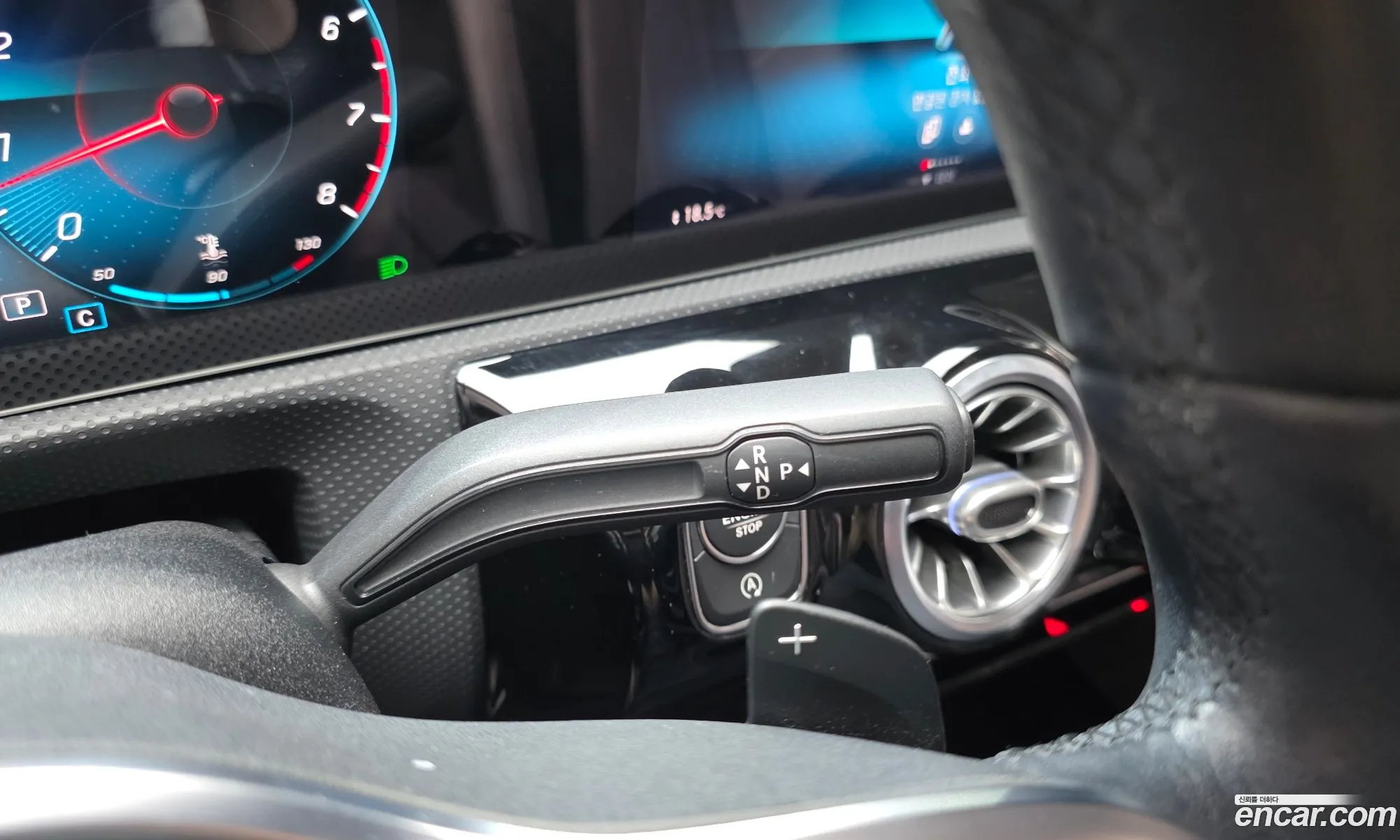 Mercedes-Benz A-Class W177 2020 — 17