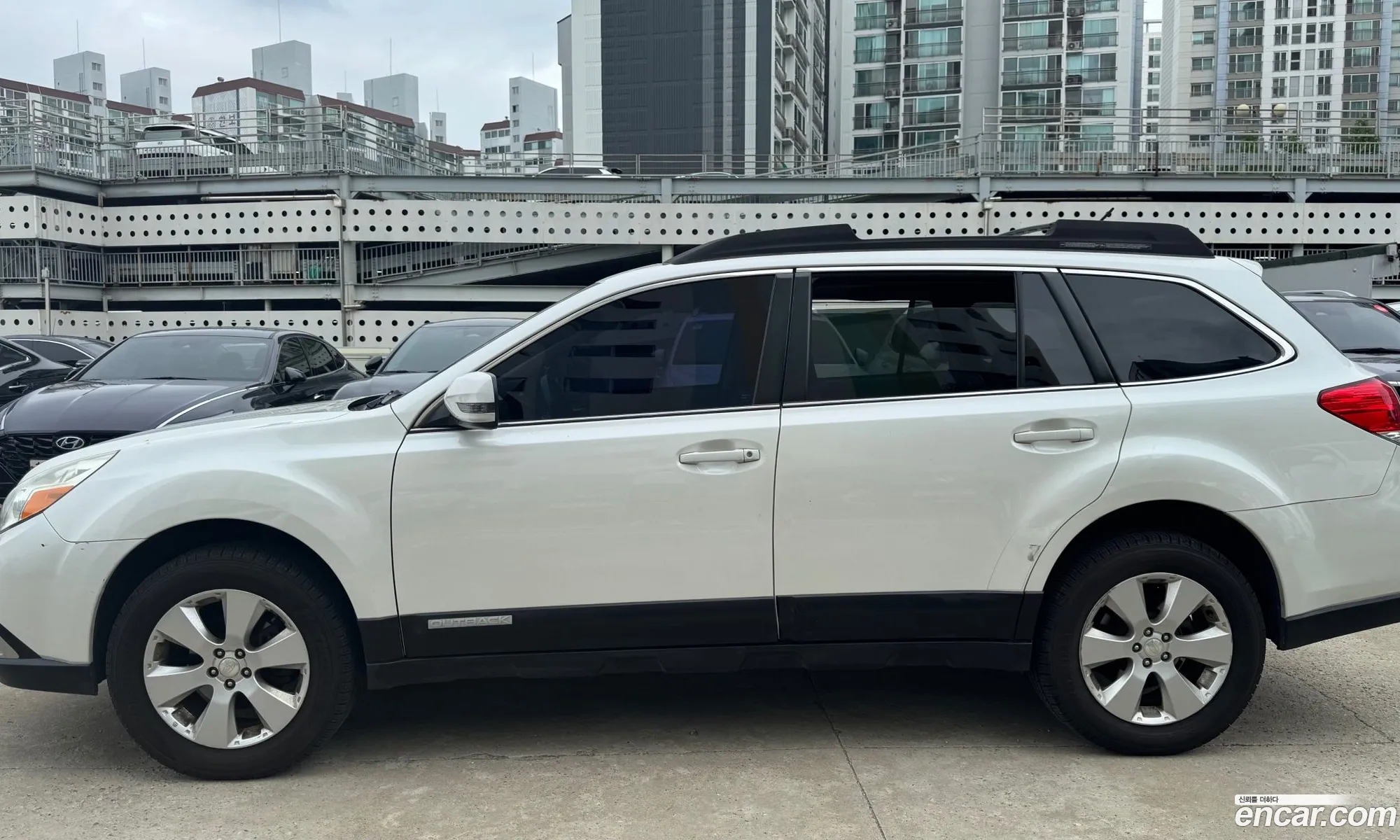 Subaru Outback 2011 — 3