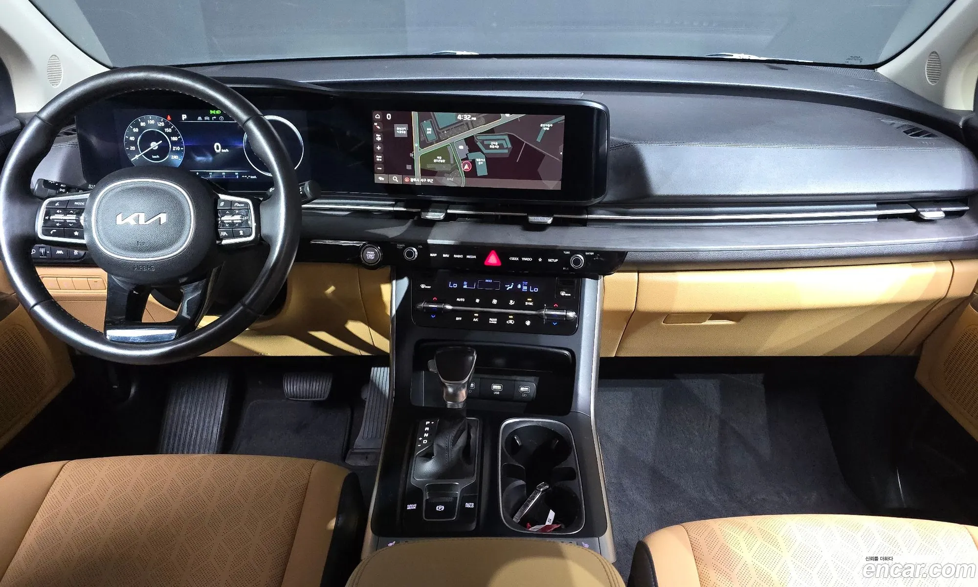 Kia Carnival 2022 — 4