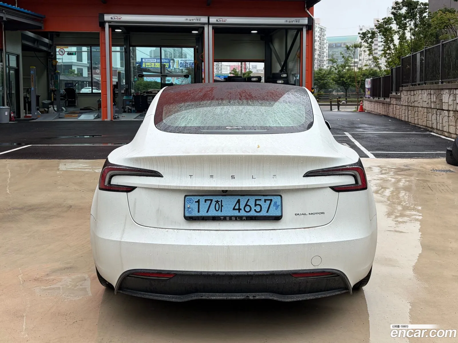 Tesla Model 3 2024 — 6