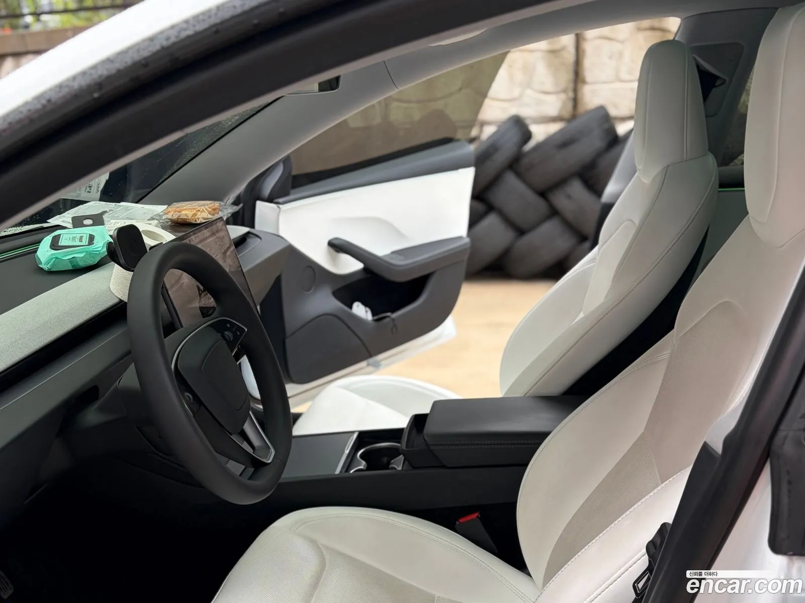 Tesla Model 3 2024 — 13
