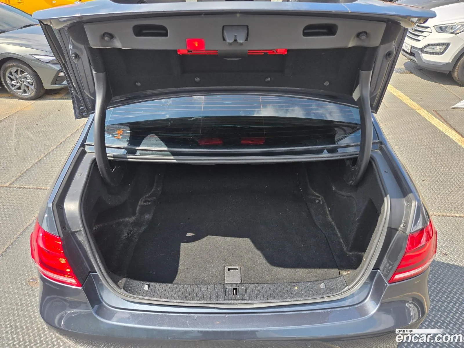 Mercedes-Benz E-Class W212 2016 — 10