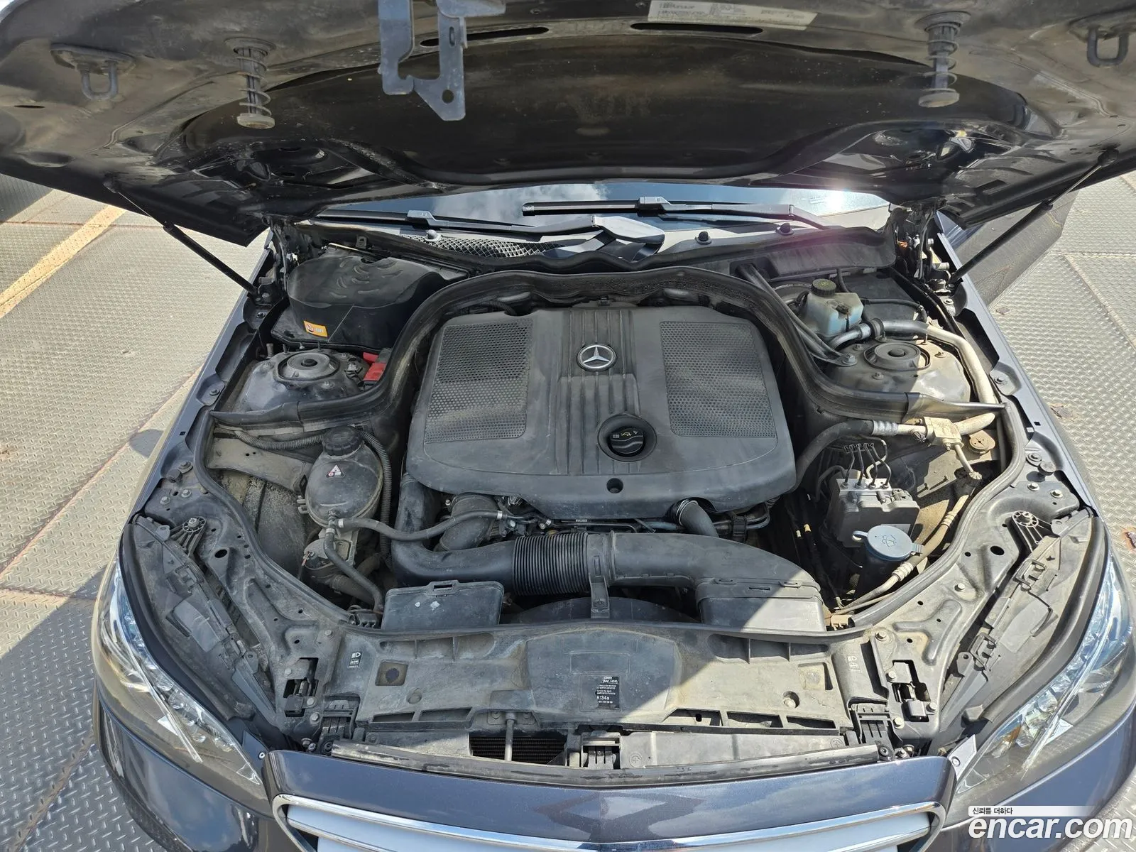 Mercedes-Benz E-Class W212 2016 — 3