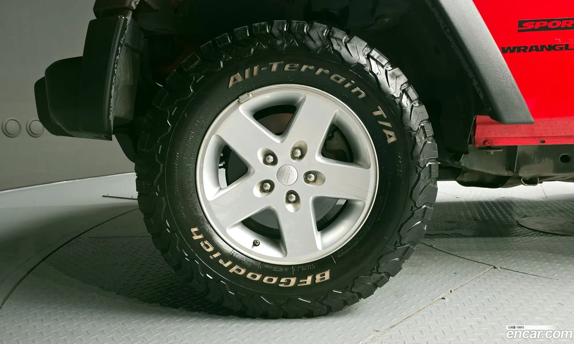 Jeep Wrangler 2016 1C4HJWAG8GL217612 — 18