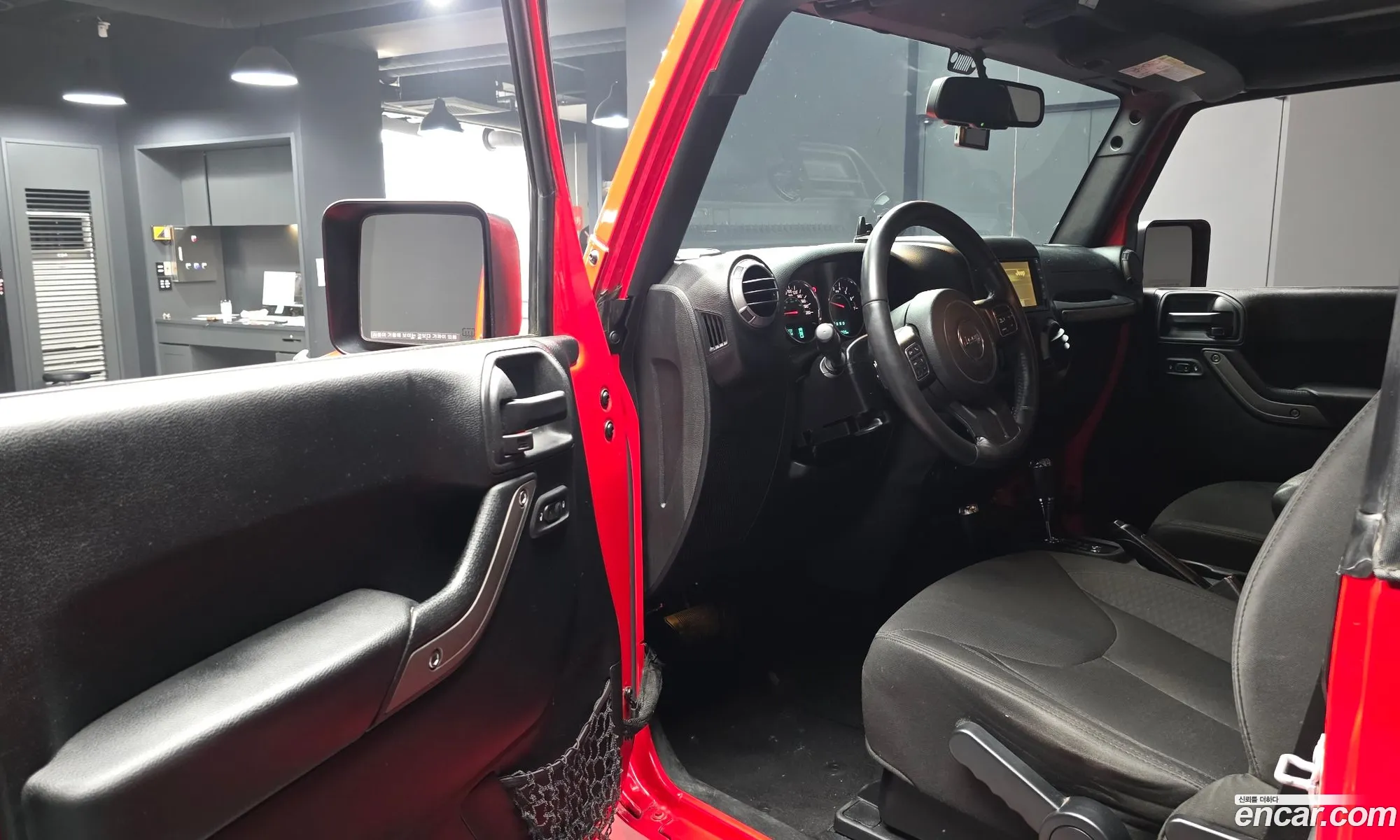 Jeep Wrangler 2016 1C4HJWAG8GL217612 — 13