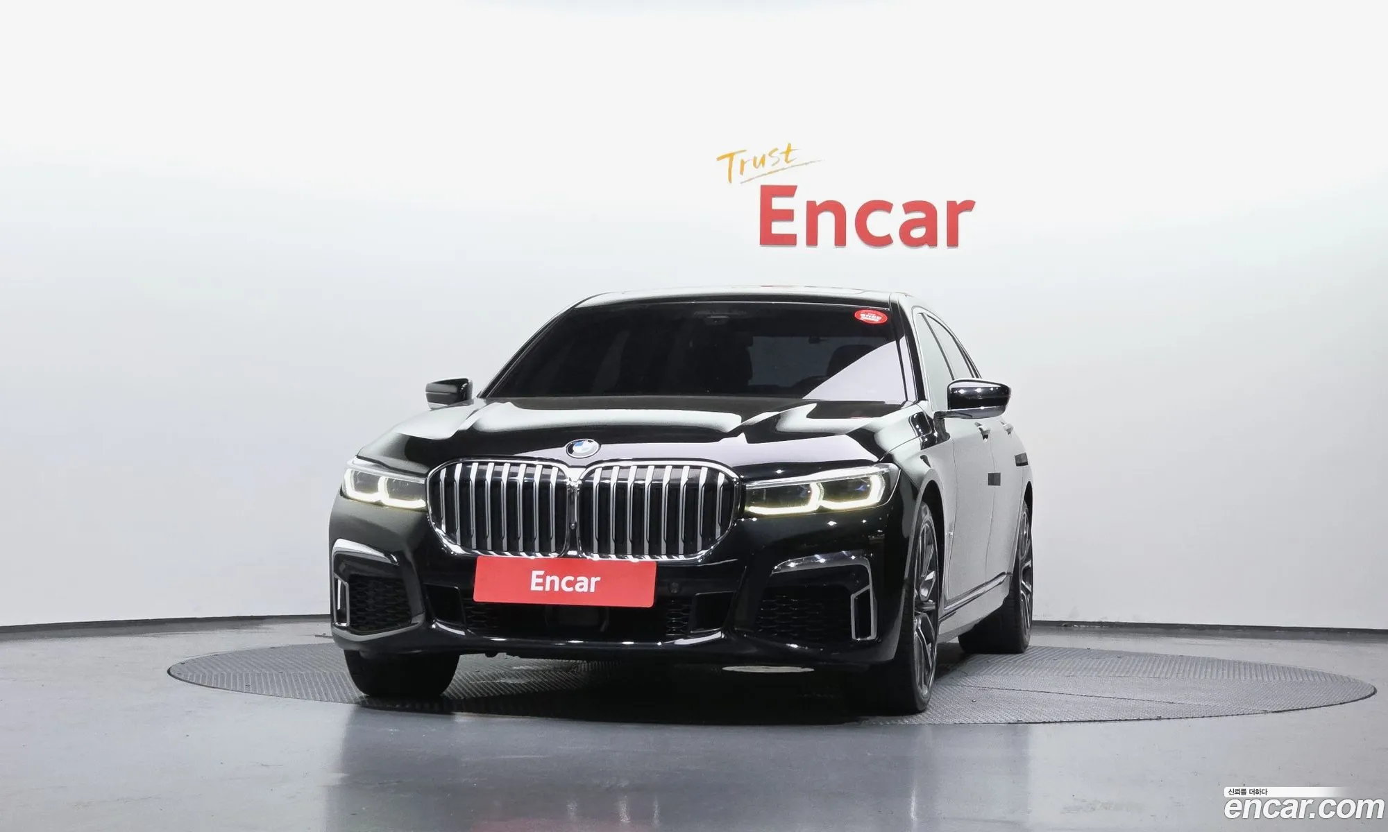 BMW 7 Series 2021 WBA7J4107MCG81022 — 3