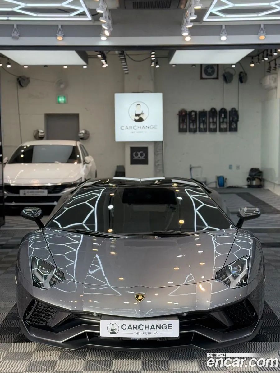 Lamborghini Aventador 2020 — 6