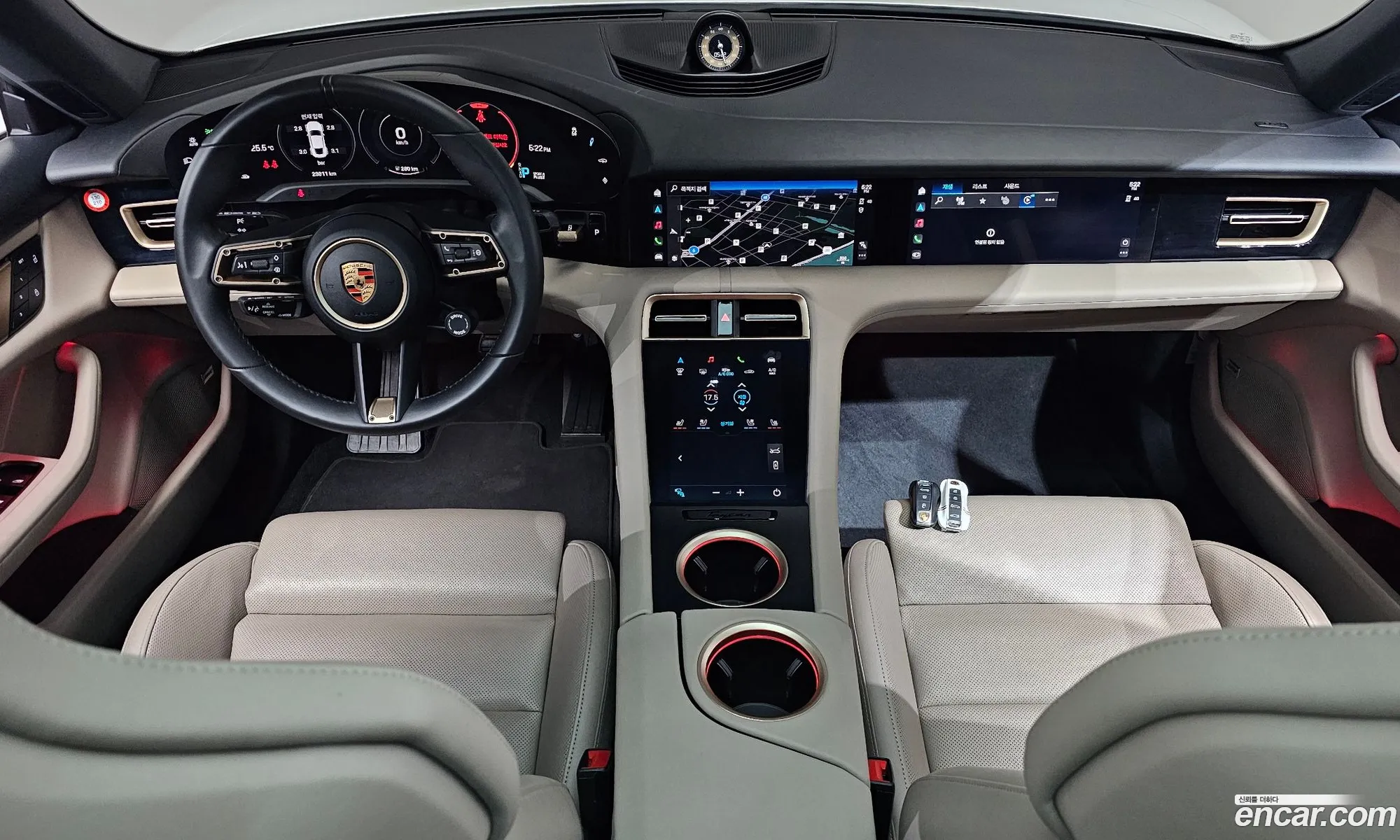 Porsche Taycan 2023 — 14