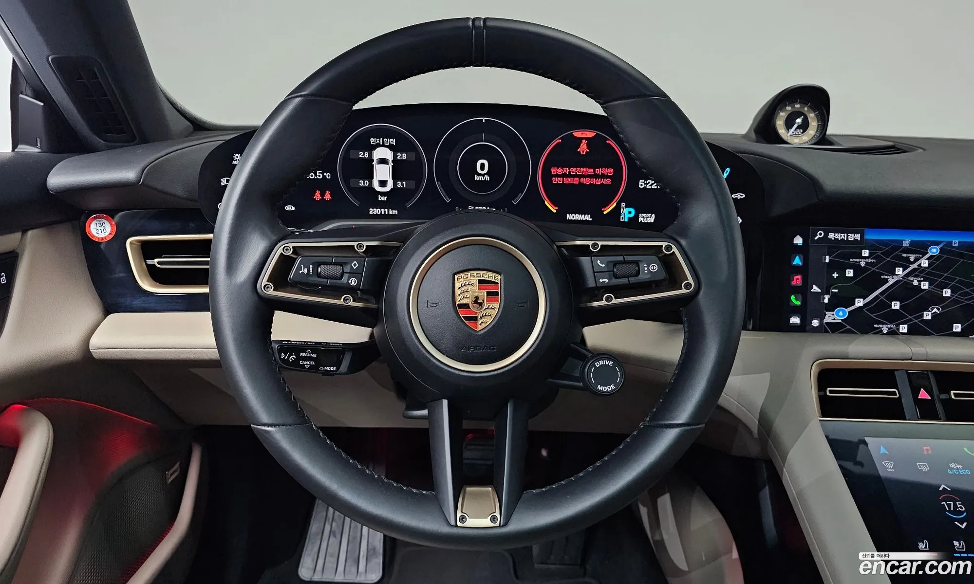 Porsche Taycan 2023 — 28