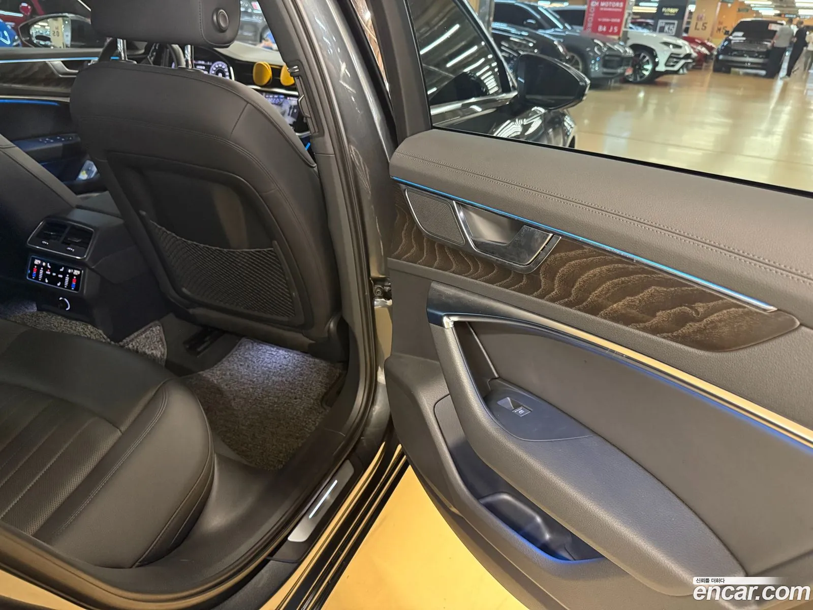 Audi A6 2020 — 10