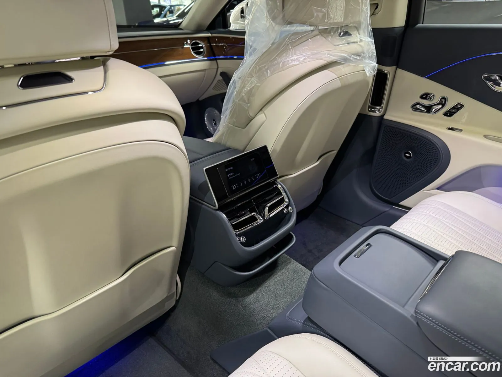 Bentley Flying Spur 2021 — 10
