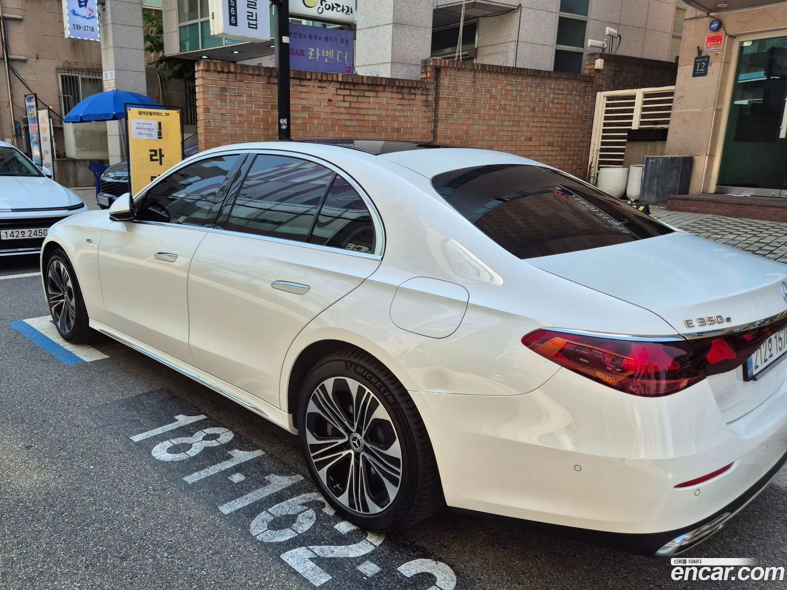 Mercedes-Benz E-Class W214 2025 — 11