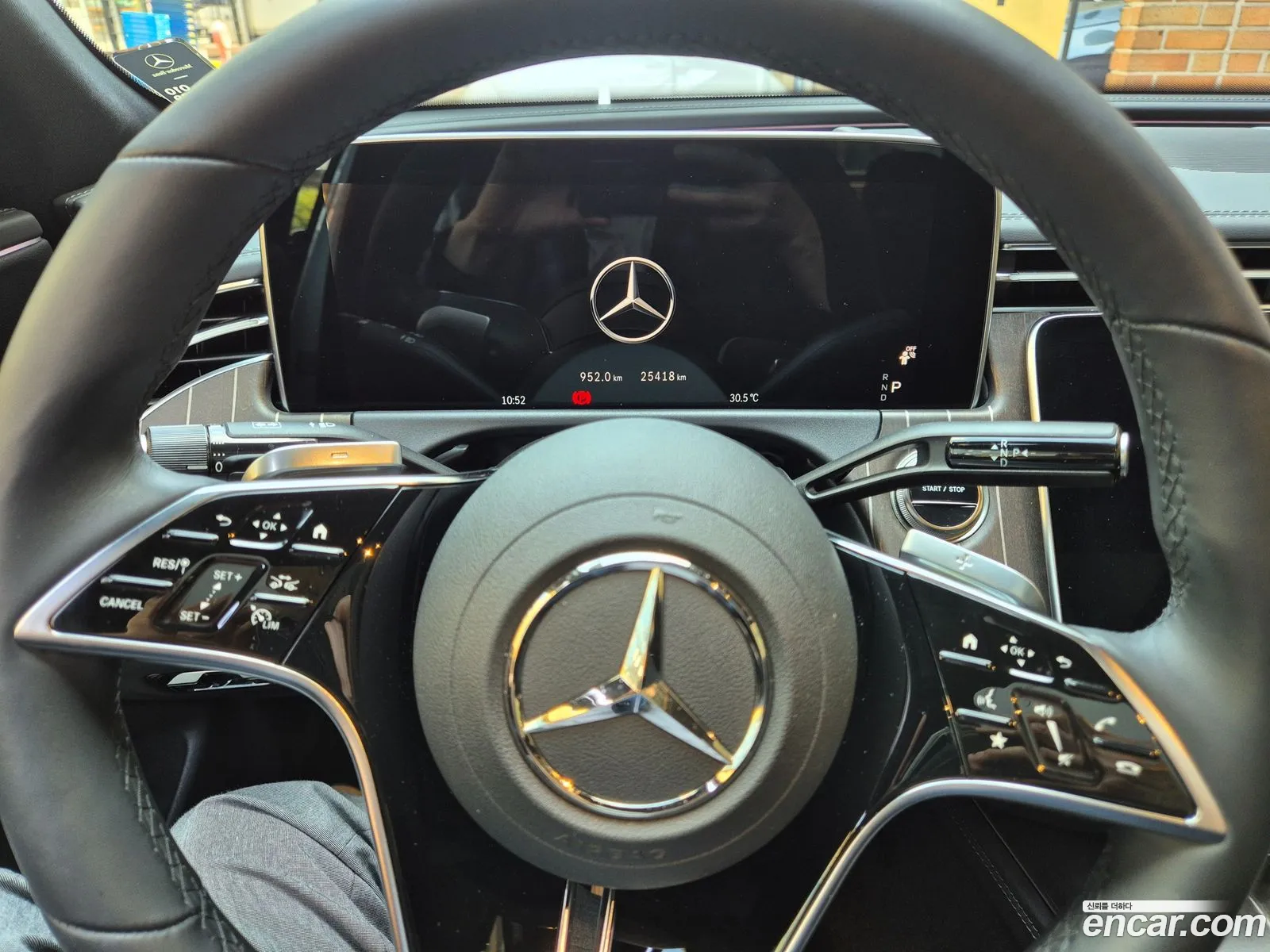 Mercedes-Benz E-Class W214 2025 — 17