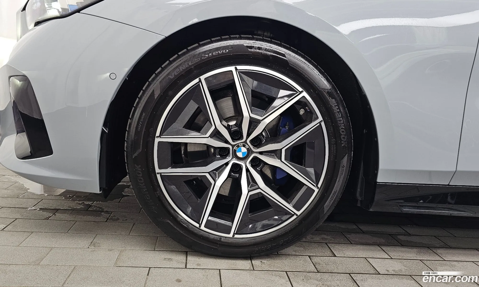BMW 5 Series 2024 — 31
