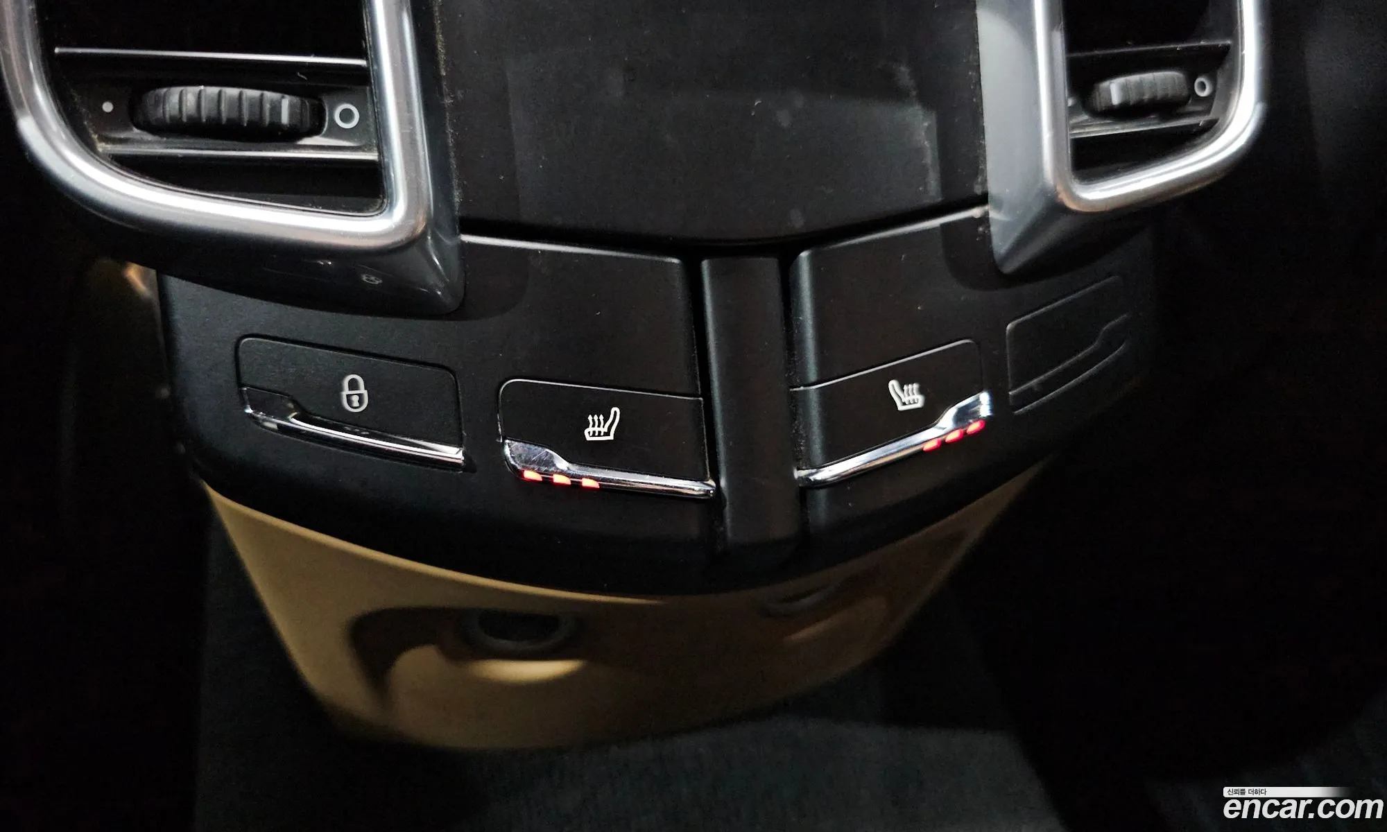Porsche Cayenne 2015 WP1AF2928GKA41962 — 2