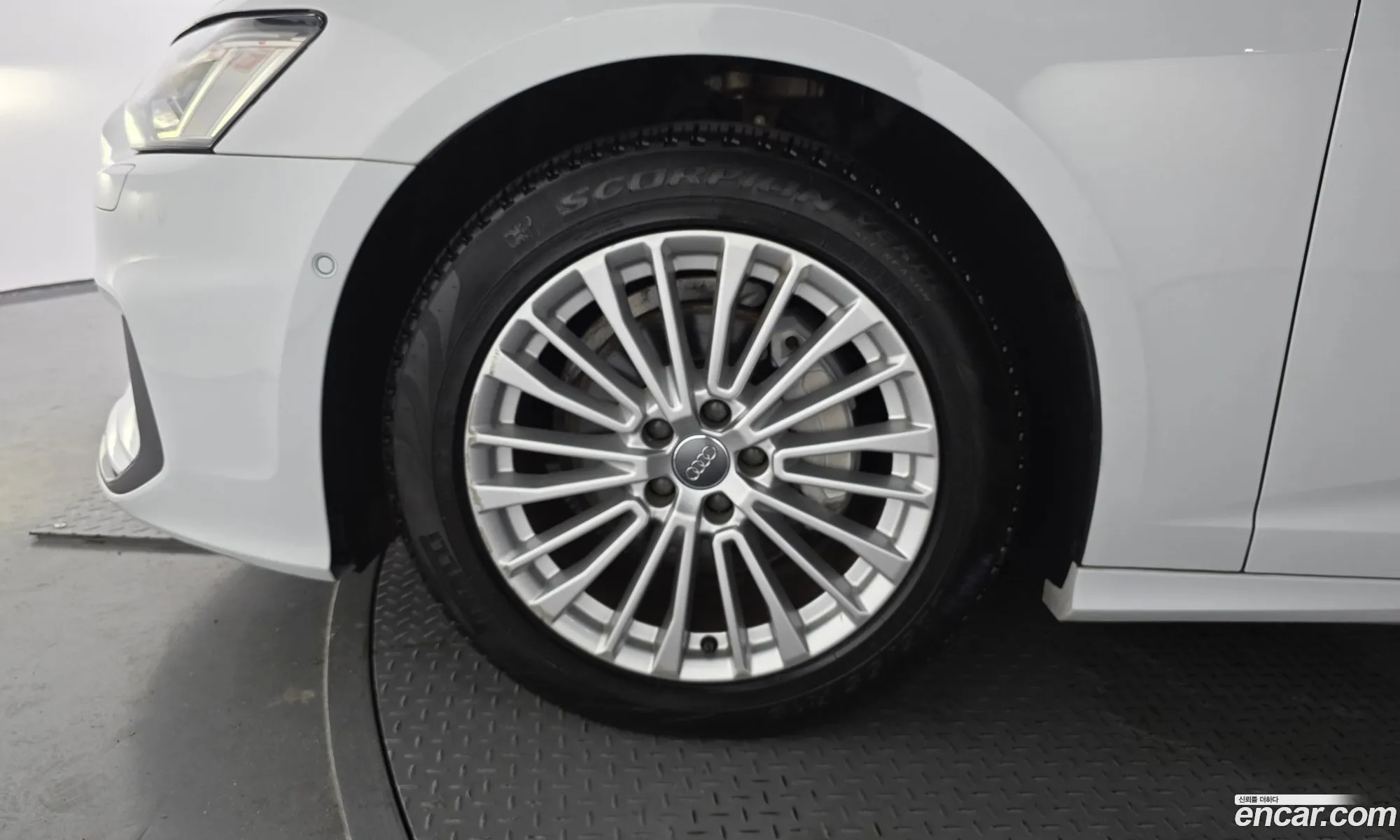 Audi A6 2021 WAUZZZF27MN005910 — 6