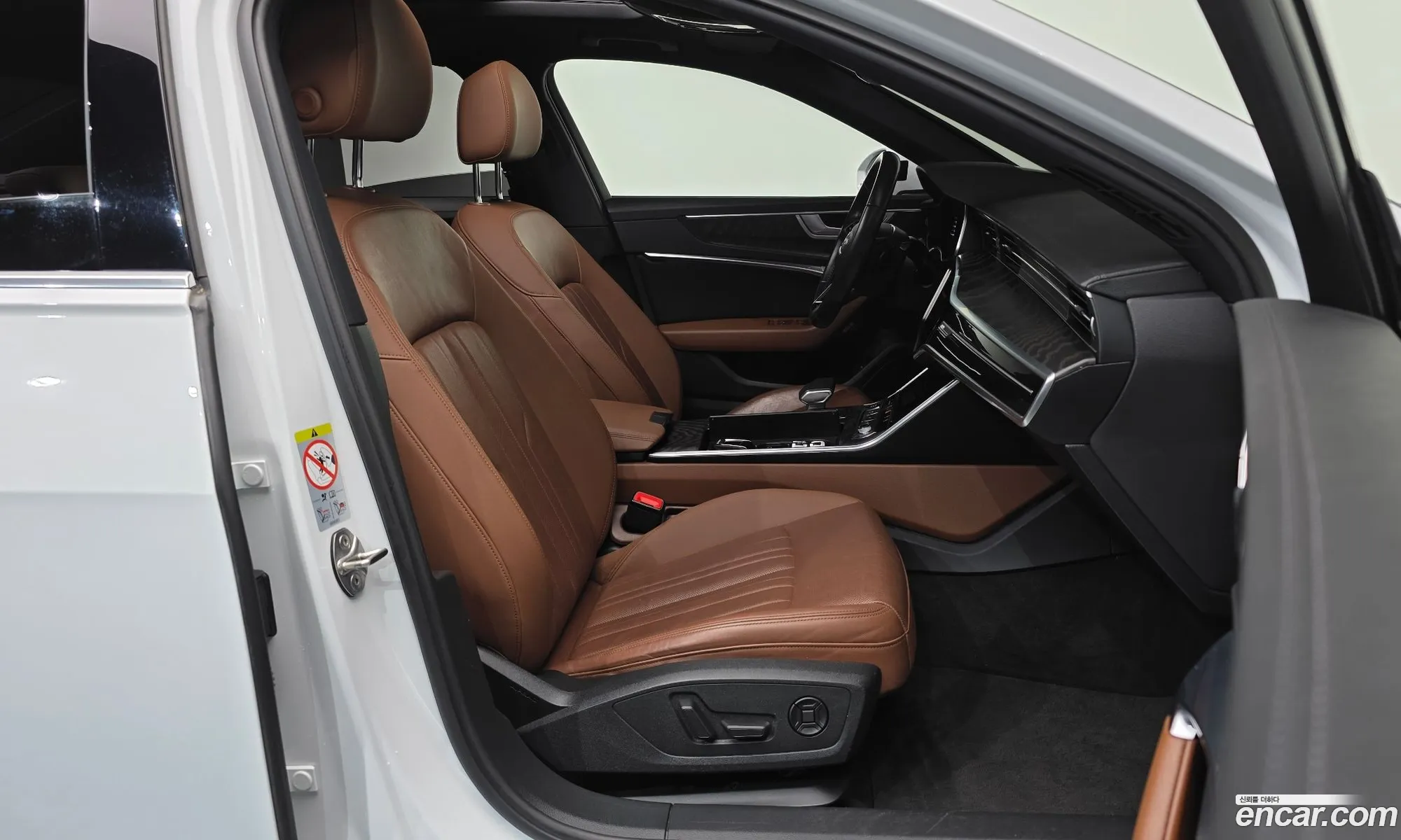Audi A6 2021 WAUZZZF27MN005910 — 17