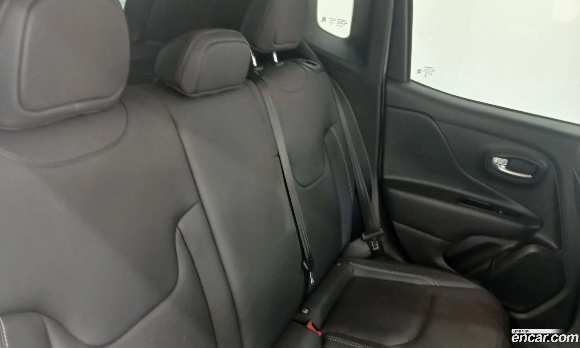 Jeep Renegade 2021 — 3