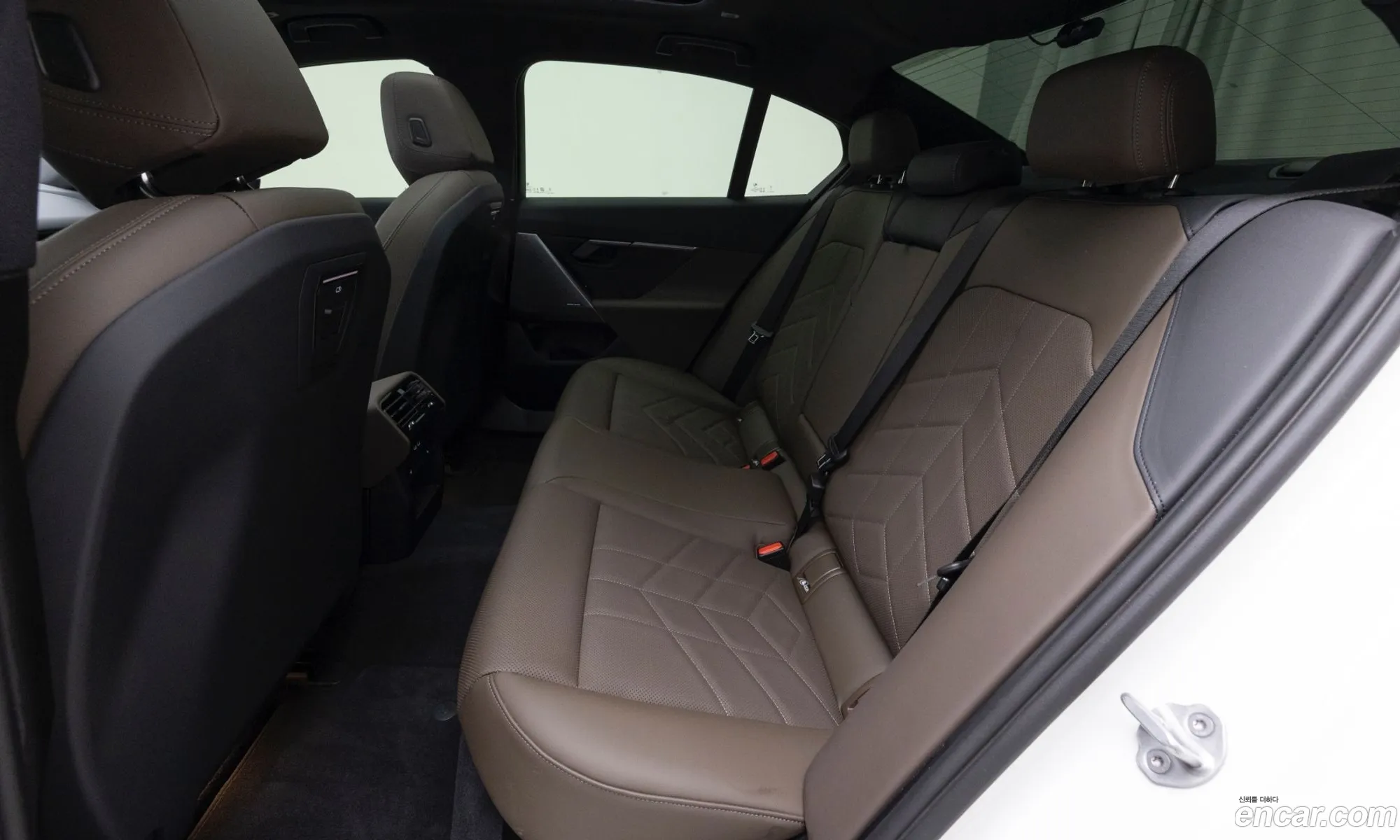 BMW 5 Series 2025 — 7