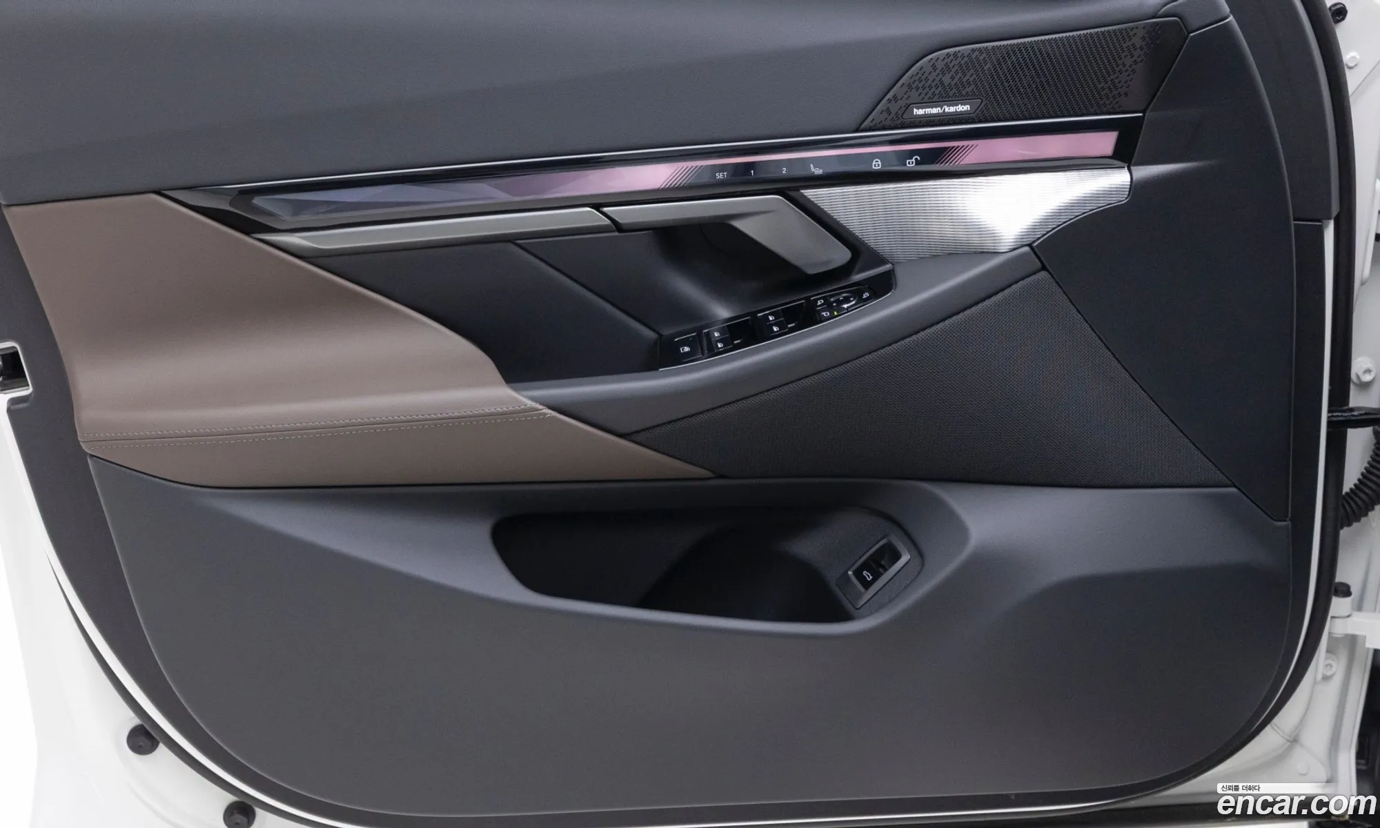 BMW 5 Series 2025 — 15