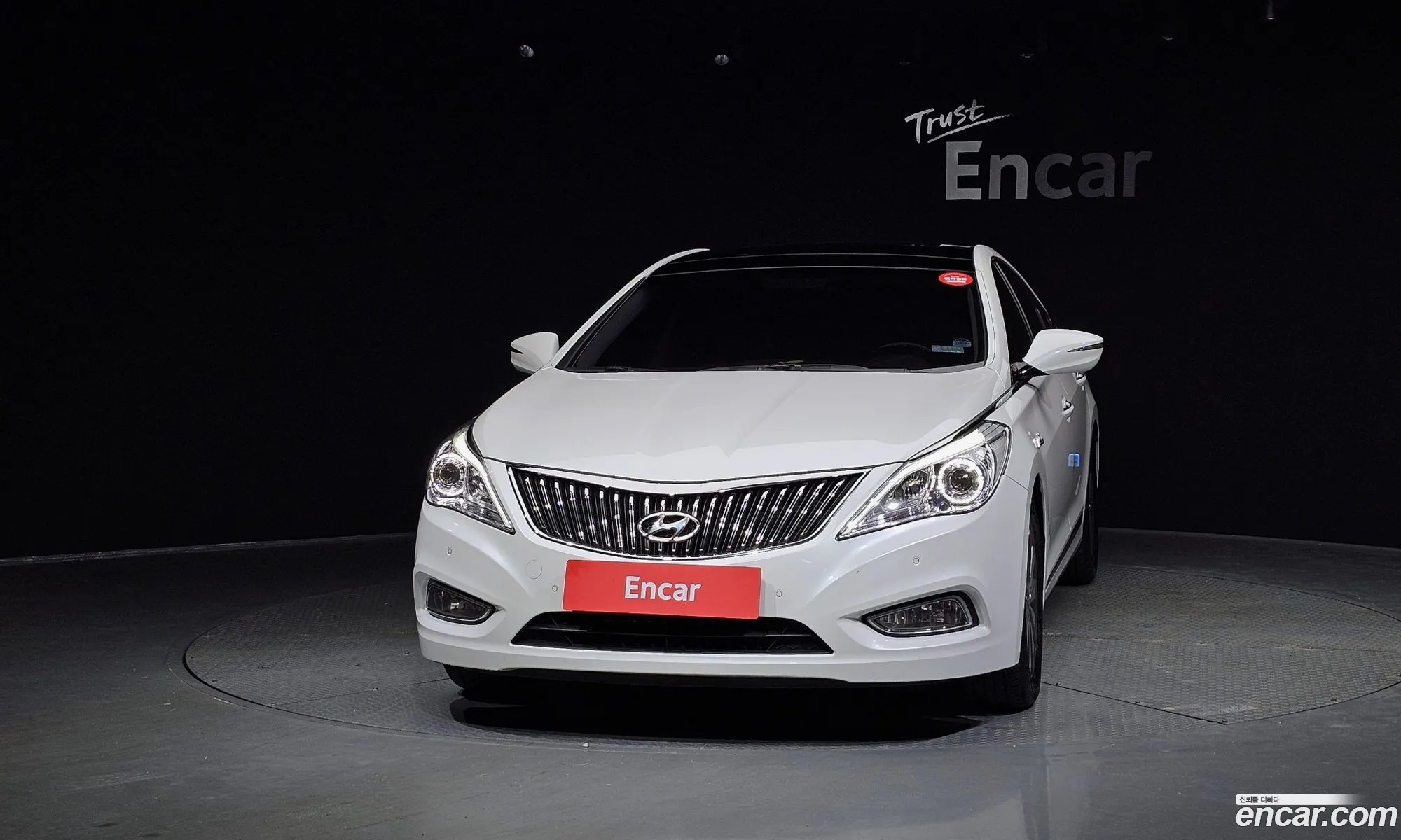 Hyundai Grandeur HG Hybrid 2014 — 4